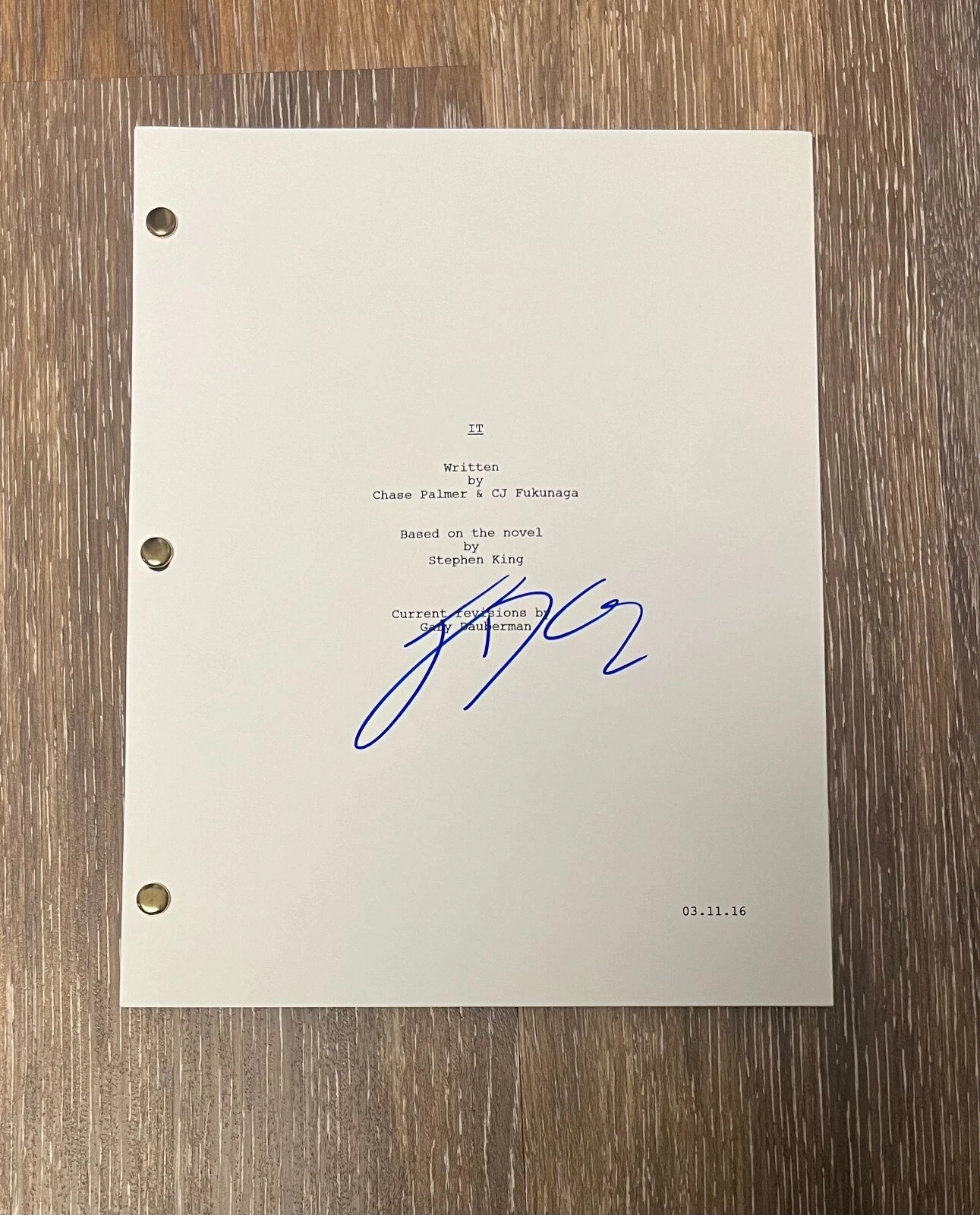 * JACK DYLAN GRAZER * SIGNED FULL MOVIE SCRIPT * IT * 1 COLLECTIBLE MEMORABILIA