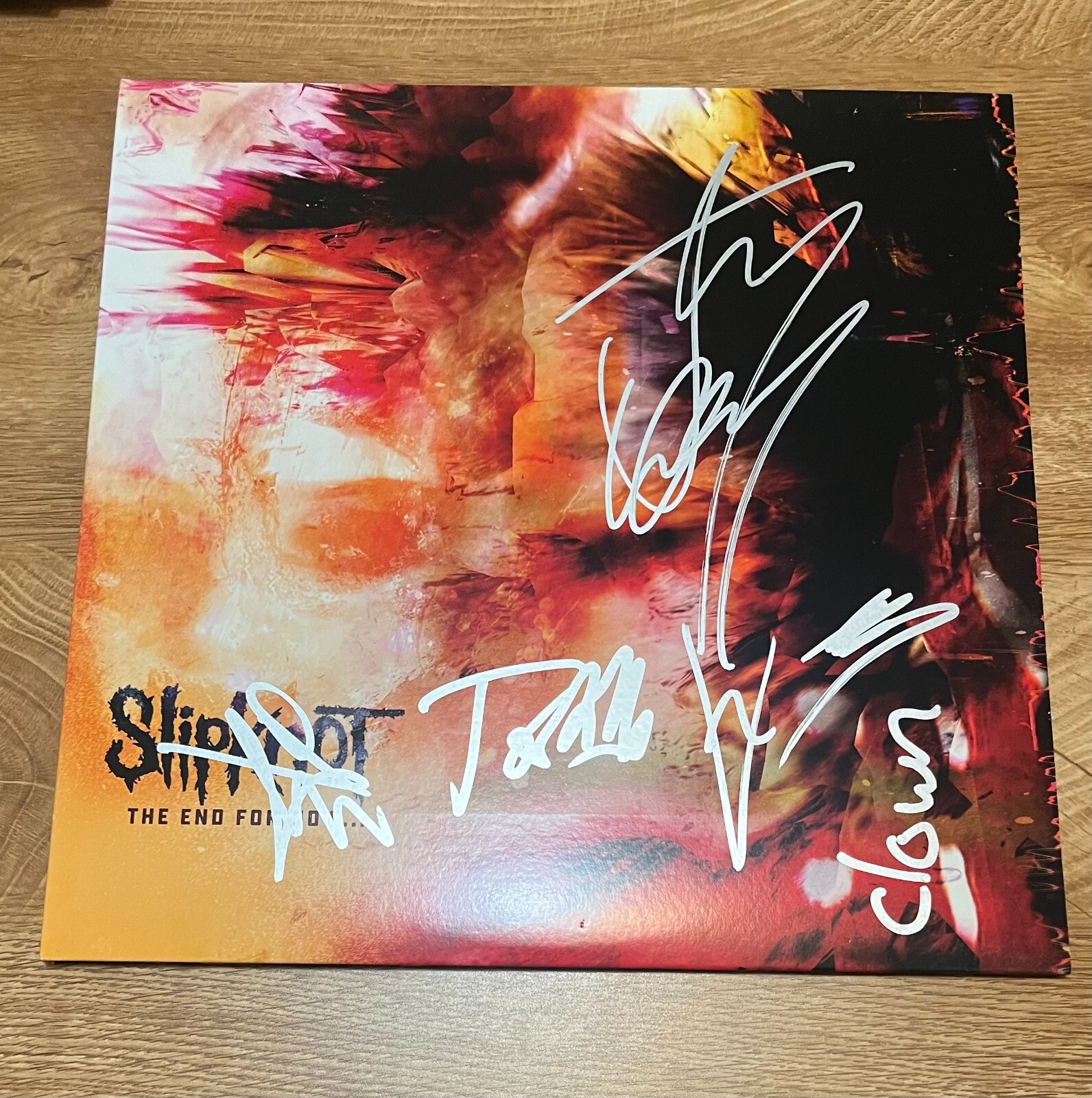 * SLIPKNOT * signed album * THE END, SO FAR * JIM, V-MAN, CLOWN, MICK + 2 MORE