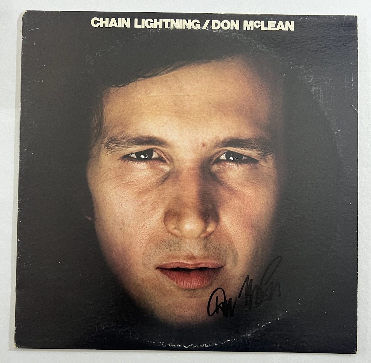 DON MCLEAN SIGNED CHAIN LIGHTNING ALBUM VINYL AUTHENTIC AUTOGRAPH AUTHENTIC COA