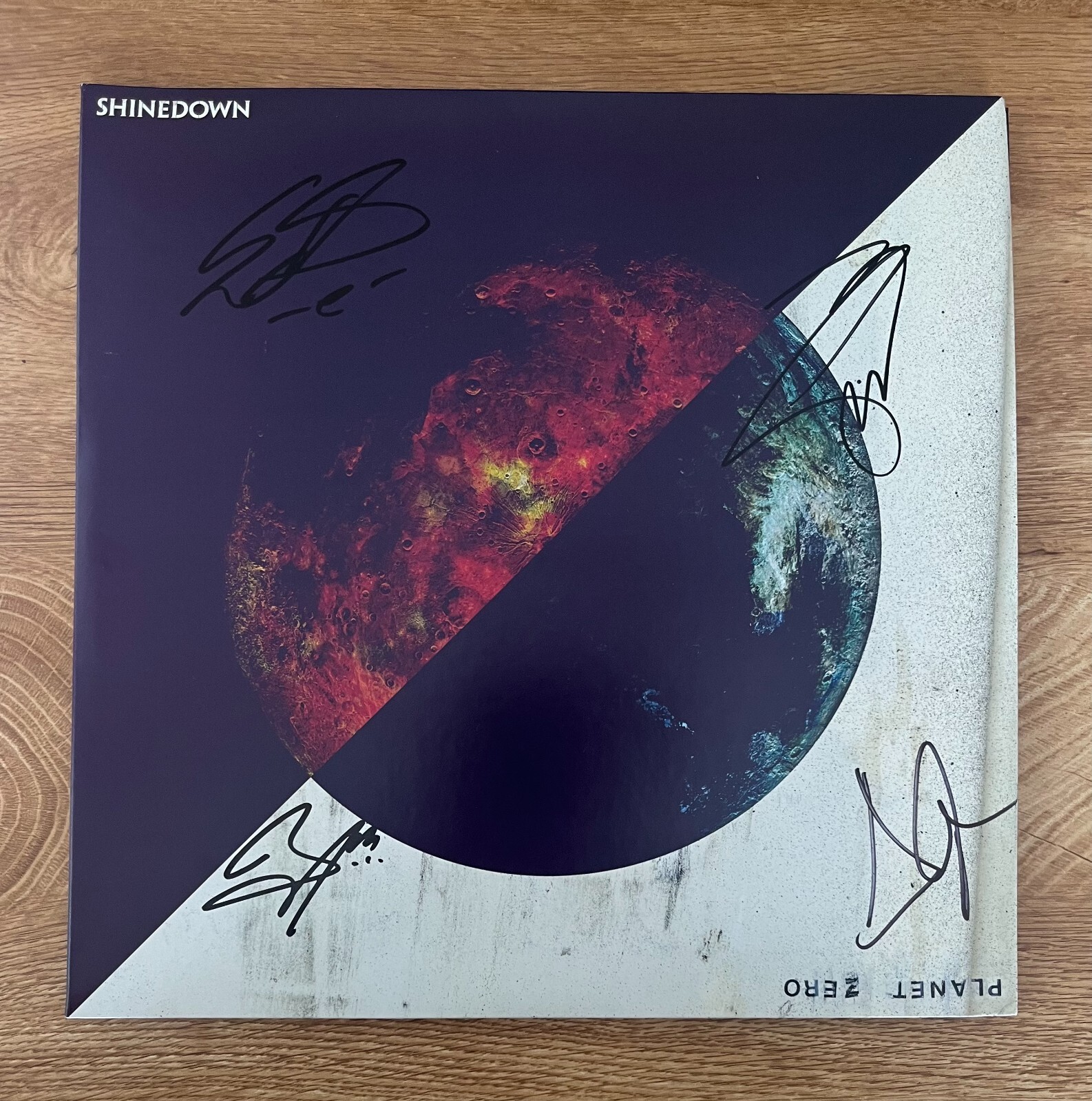 * SHINEDOWN * signed vinyl album * PLANET ZERO * BRENT, ZACH, ERIC & BARRY * 1