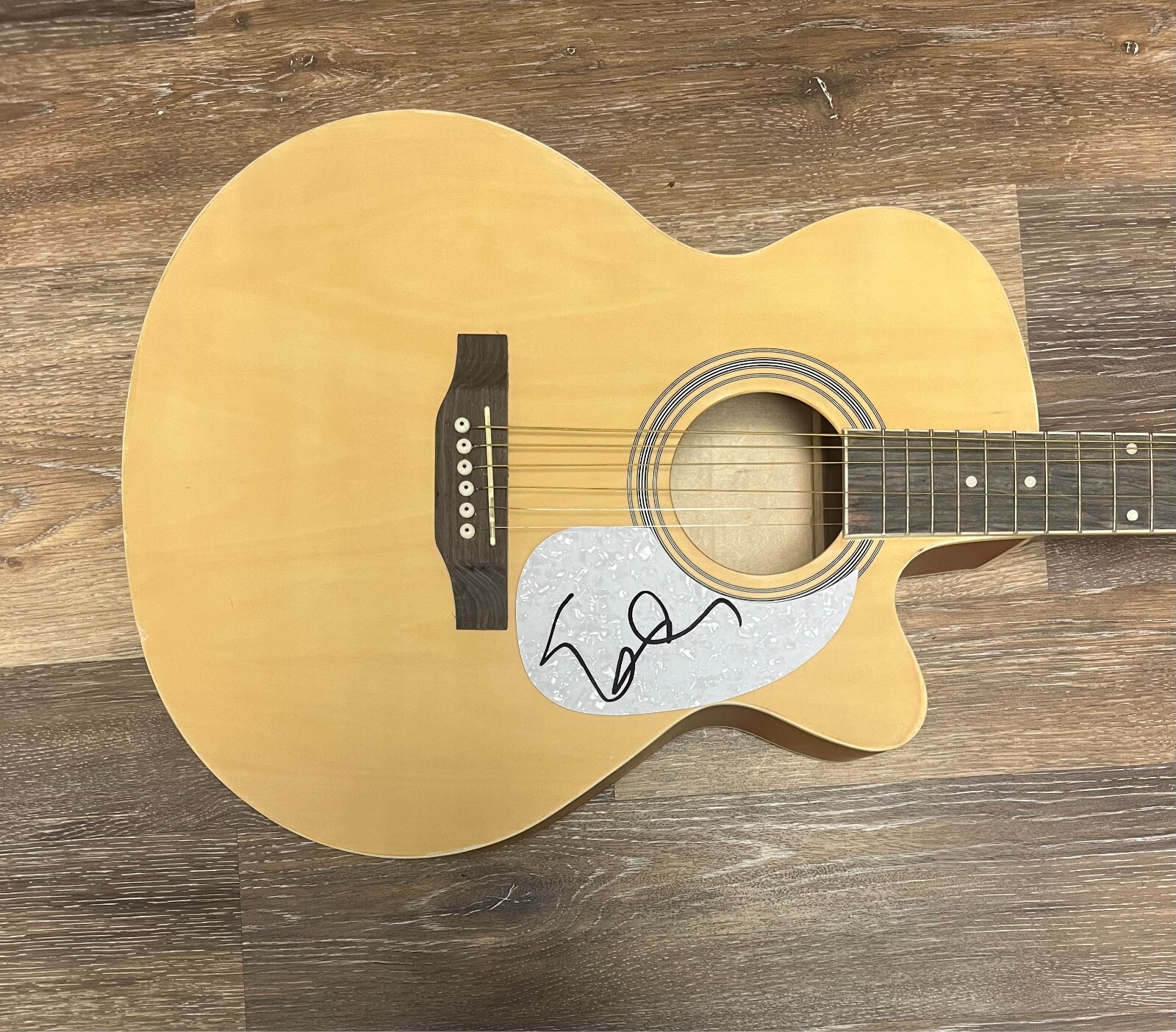 * ERNEST SMITH * signed acoustic guitar * FLOWER SHOPS * 3