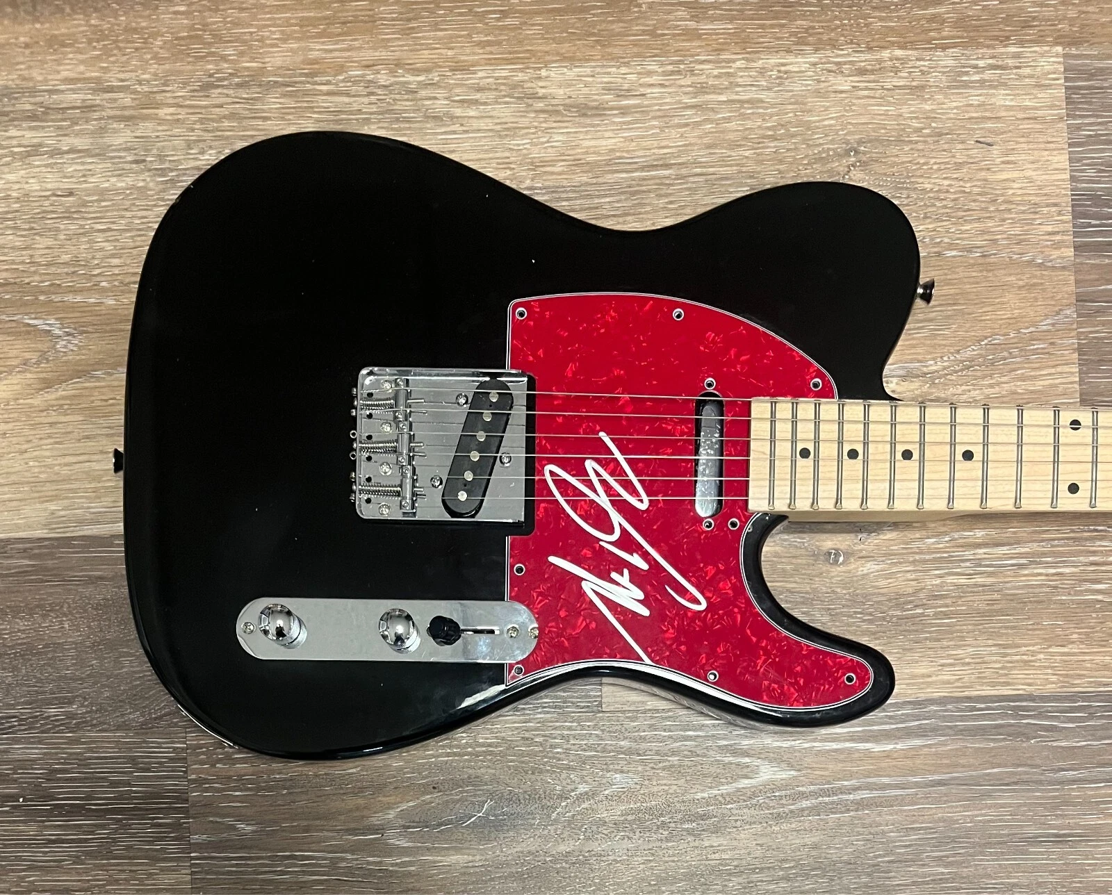 * ZACH TOP * signed electric guitar * SOUNDS LIKE THE RADIO * 1