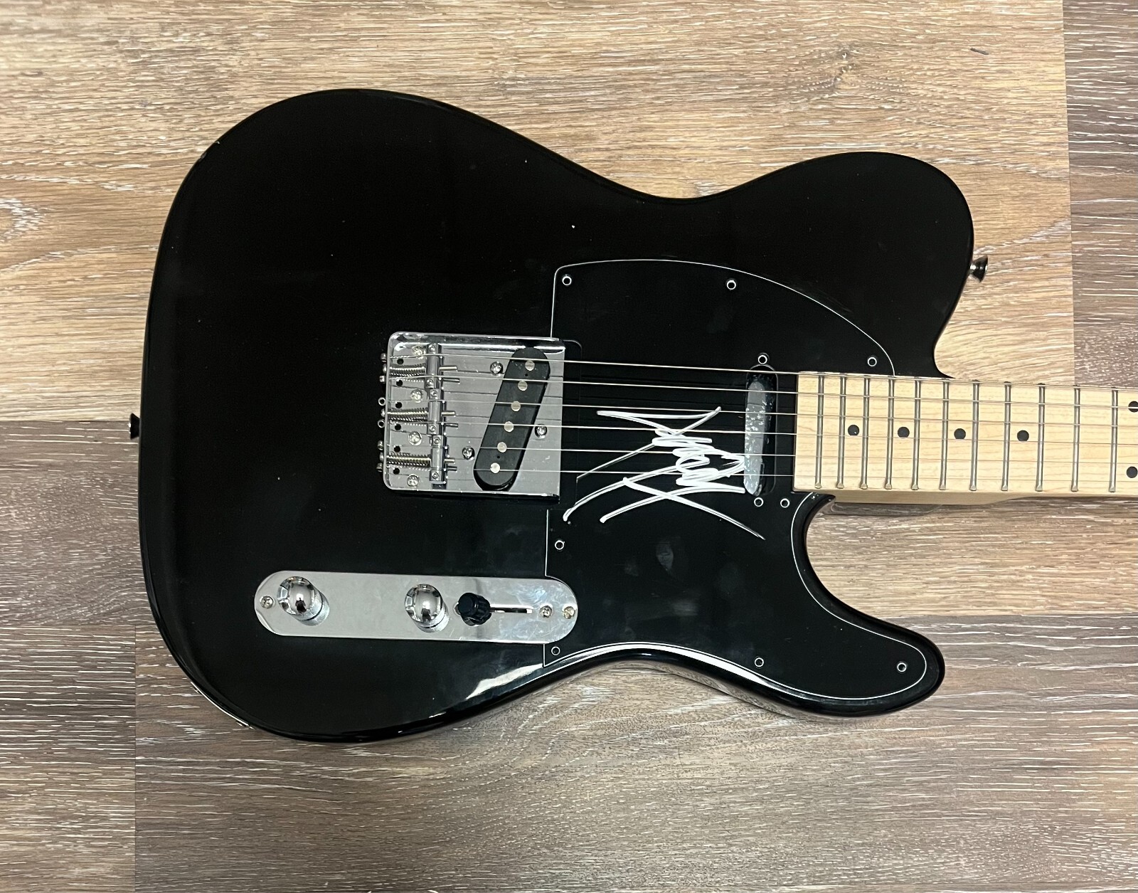 * JERRY ONLY * signed electric guitar * MISFITS * 2