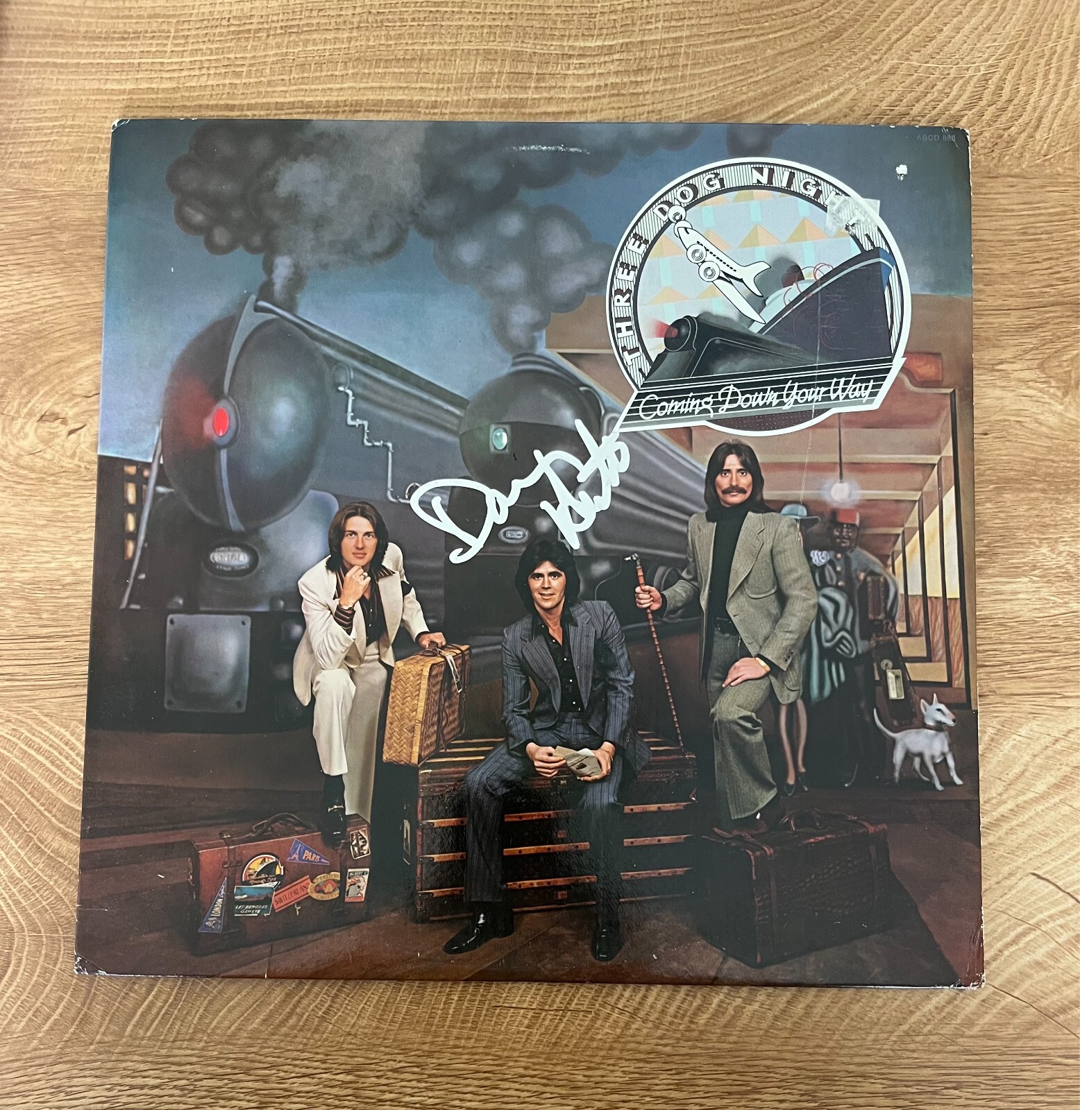 * DANNY HUTTON * signed vinyl album * THREE DOG NIGHT * COMING DOWN YOUR WAY *