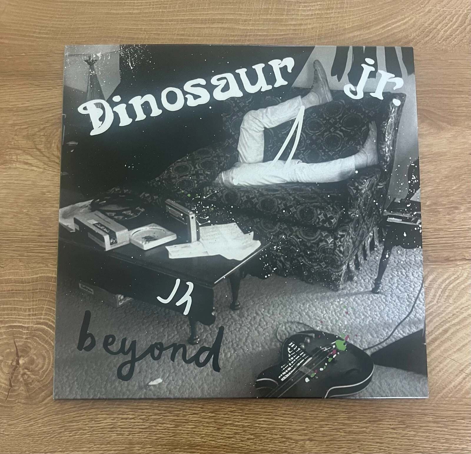 * DINOSAUR JR. * signed vinyl album * BEYOND * J. MASCIS & MURPH *