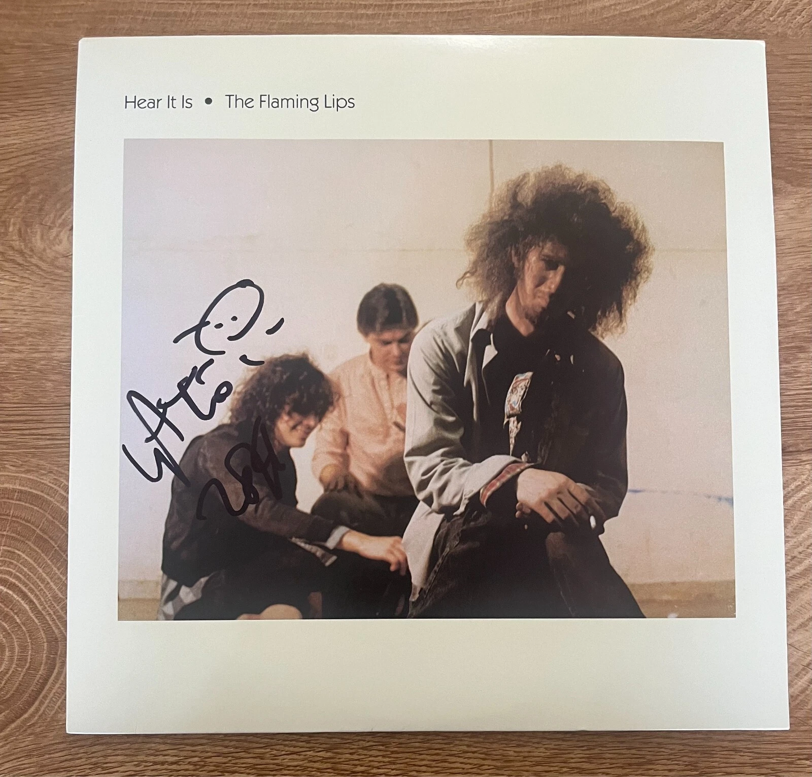 * WAYNE COYNE * signed vinyl album * THE FLAMING LIPS * HEAR IT IS * 1