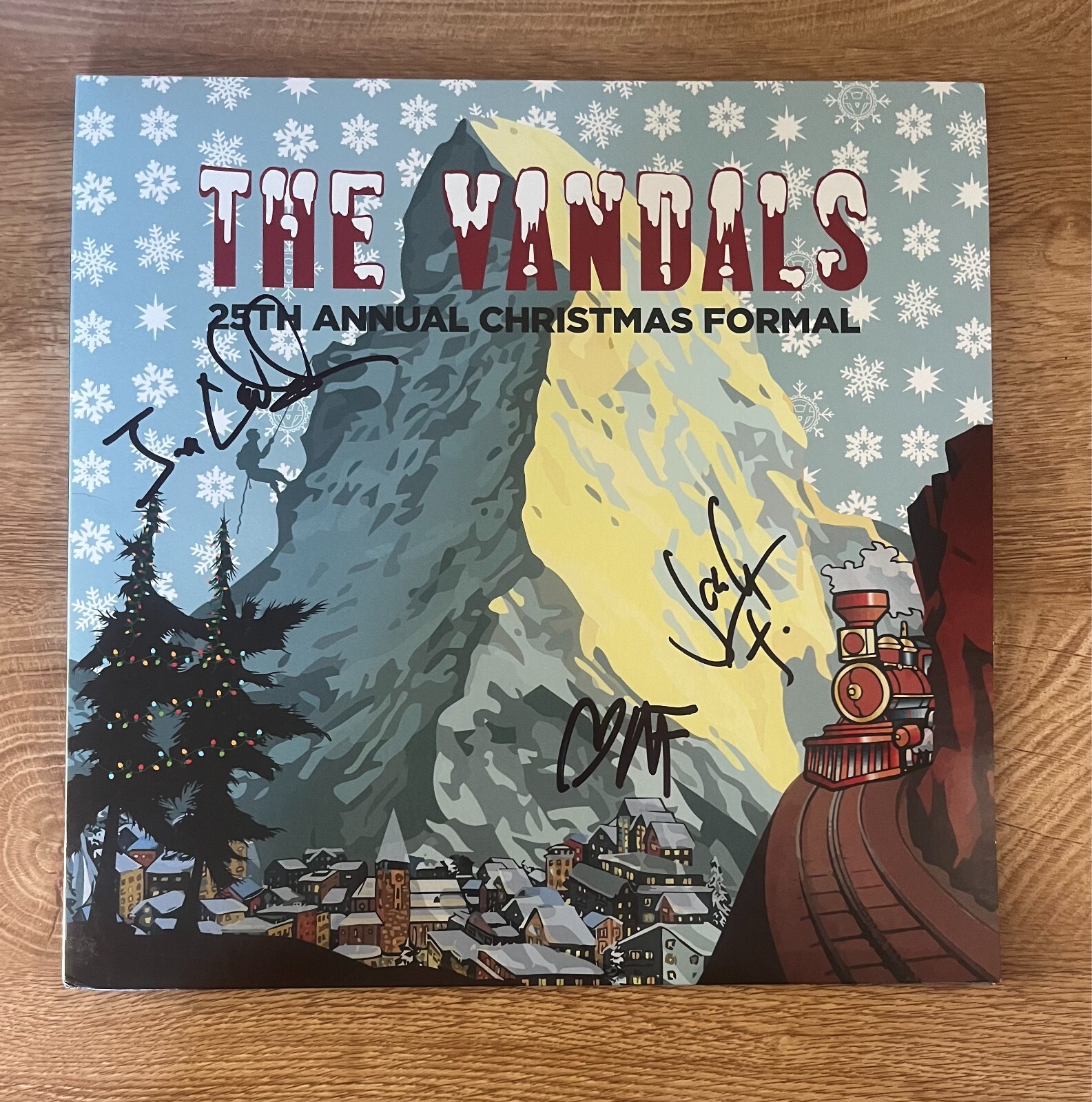 * THE VANDALS * signed vinyl album * 25TH ANNUAL CHRISTMAS * JOE, JOSH & WARREN