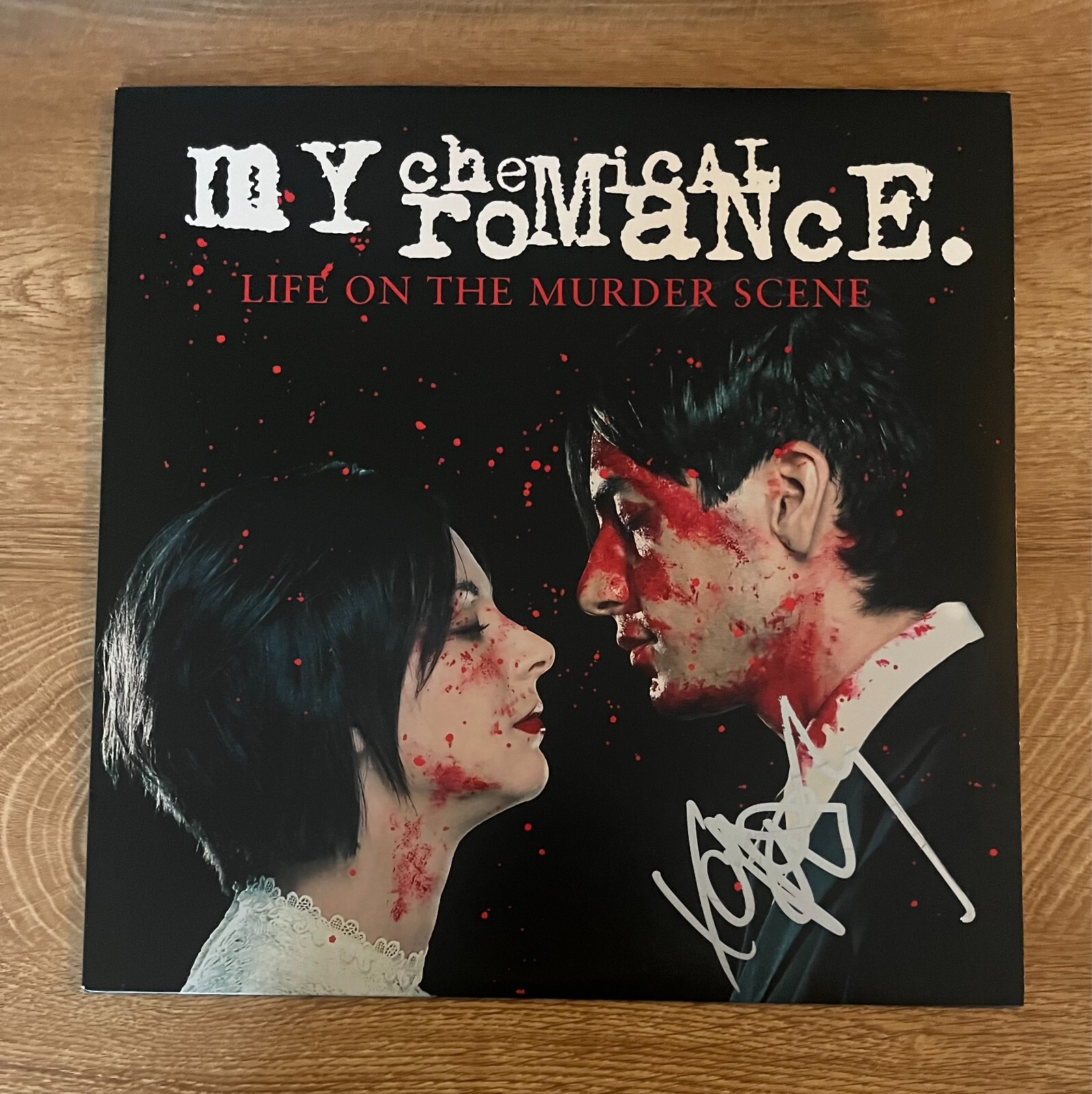 * FRANK IERO * signed album * MY CHEMICAL ROMANCE * LIFE ON THE MURDER SCENE *