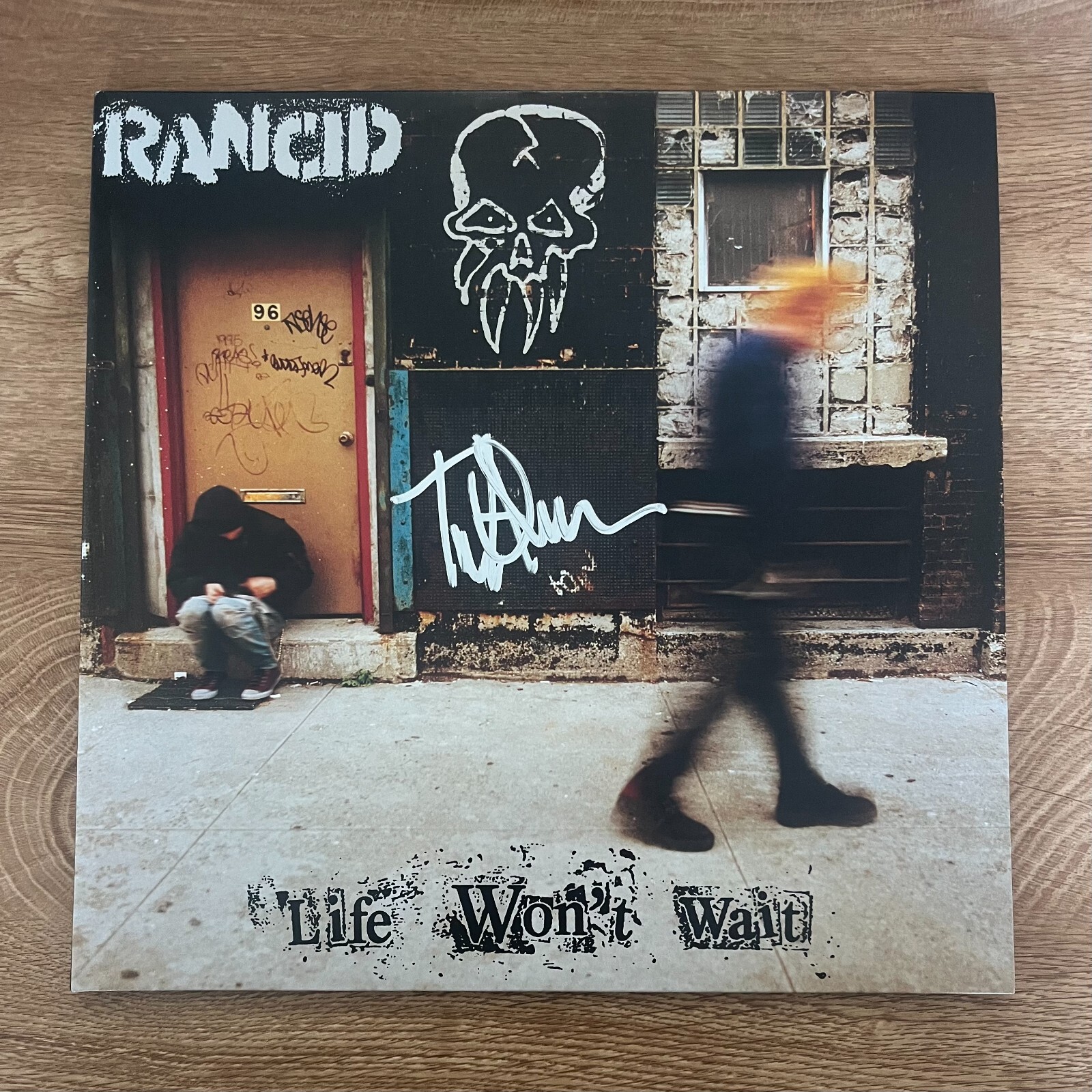 * TIM ARMSTRONG * signed vinyl album * RANCID * LIFE WONT WAIT * 1
