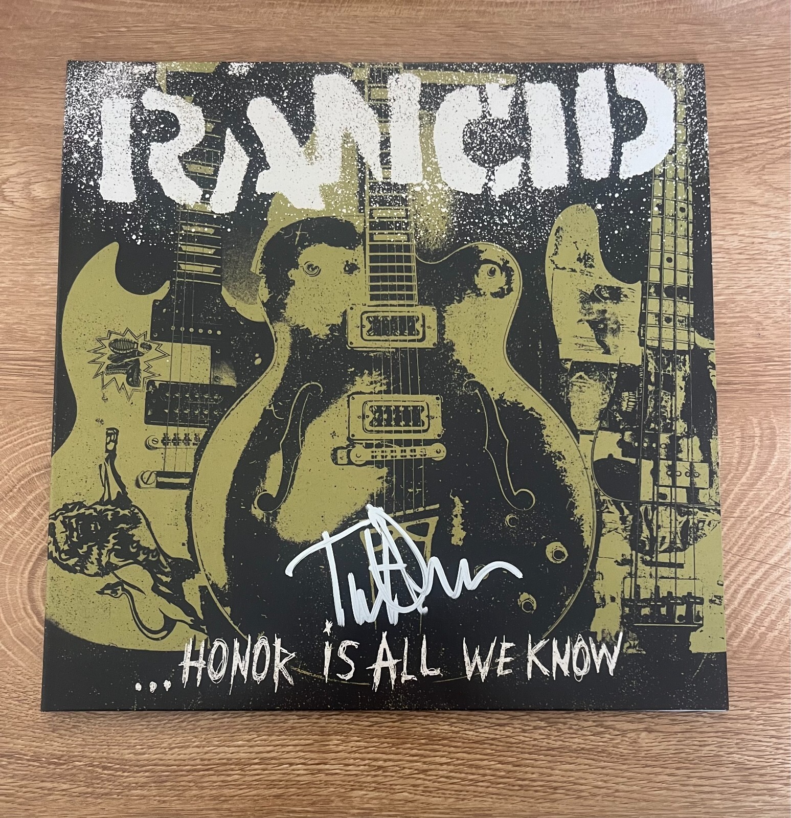 * TIM ARMSTRONG * signed vinyl album * RANCID * HONOR IS ALL WE KNOW * 1
