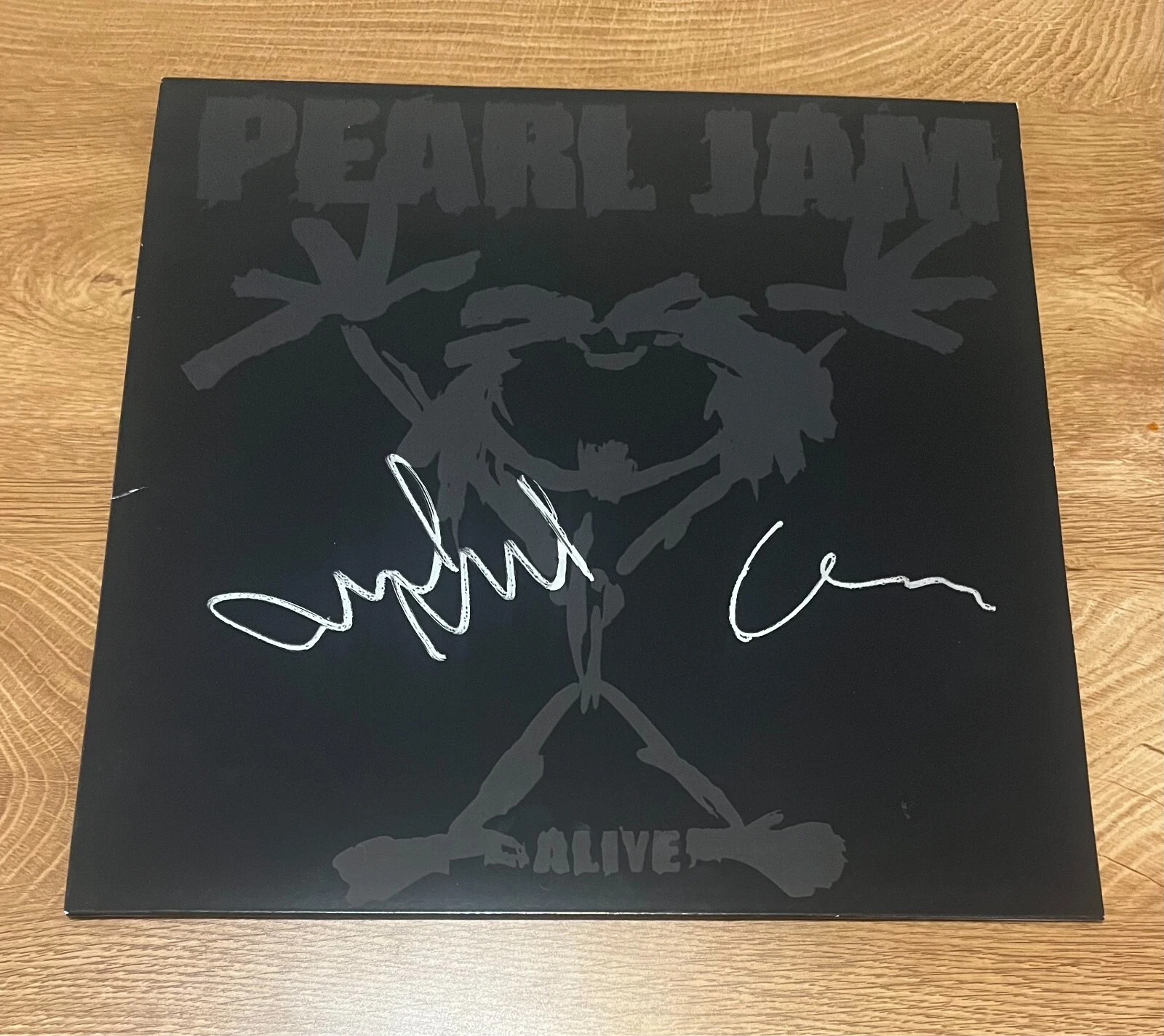 * MIKE MCCREADY & DAVE KRUSEN * signed vinyl album * PEARL JAM * ALIVE * 1