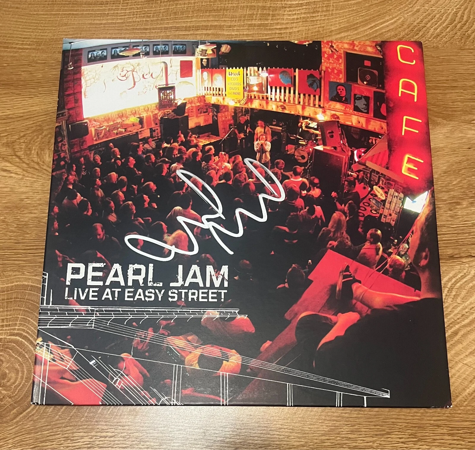 * MIKE MCCREADY * signed vinyl album * PEARL JAM * LIVE AT EASY STREET *
