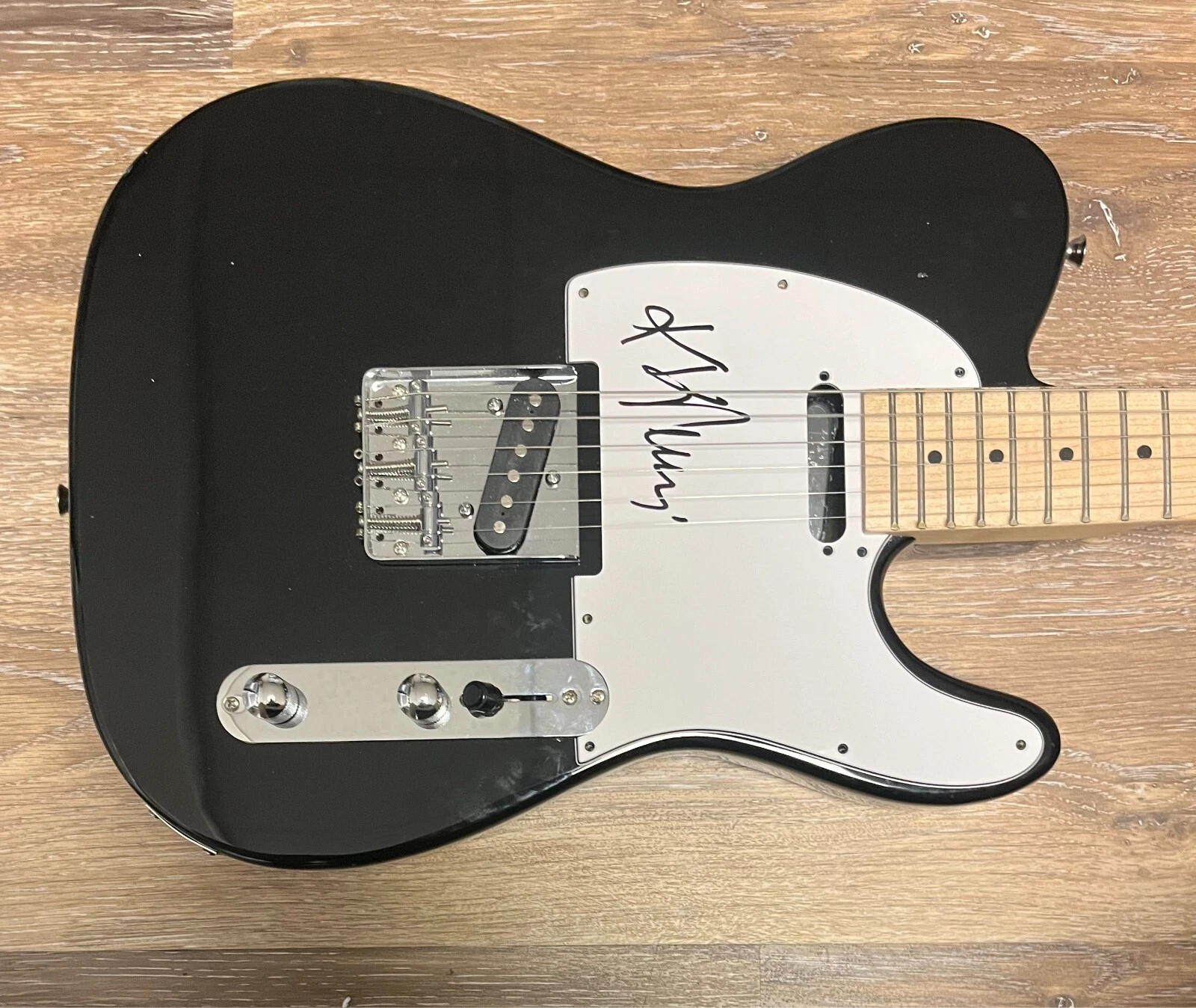 * K.K. DOWNING * signed electric guitar * JUDAS PRIEST * 2