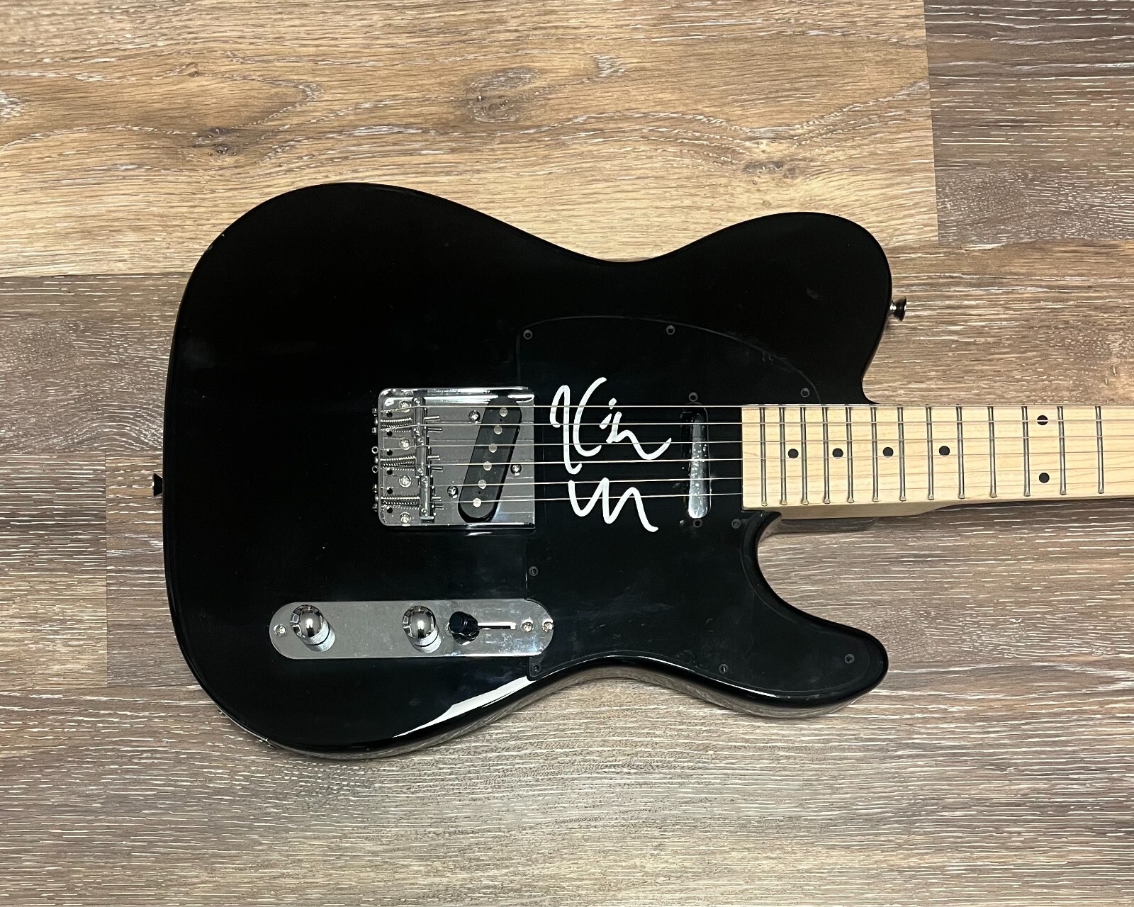 * KEITH URBAN * signed electric guitar * LONG HOT SUMMER * 3