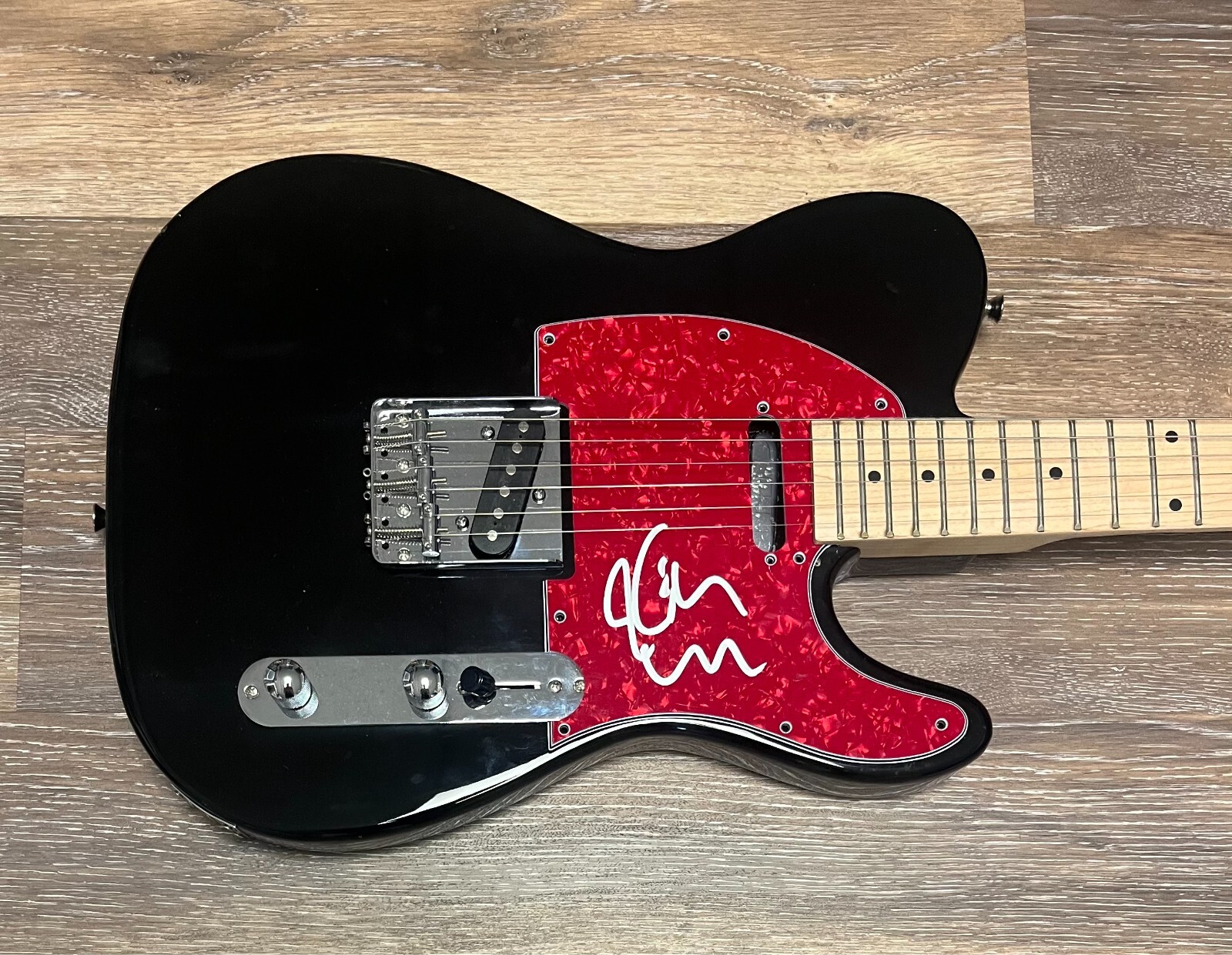 * KEITH URBAN * signed electric guitar * LONG HOT SUMMER * 4