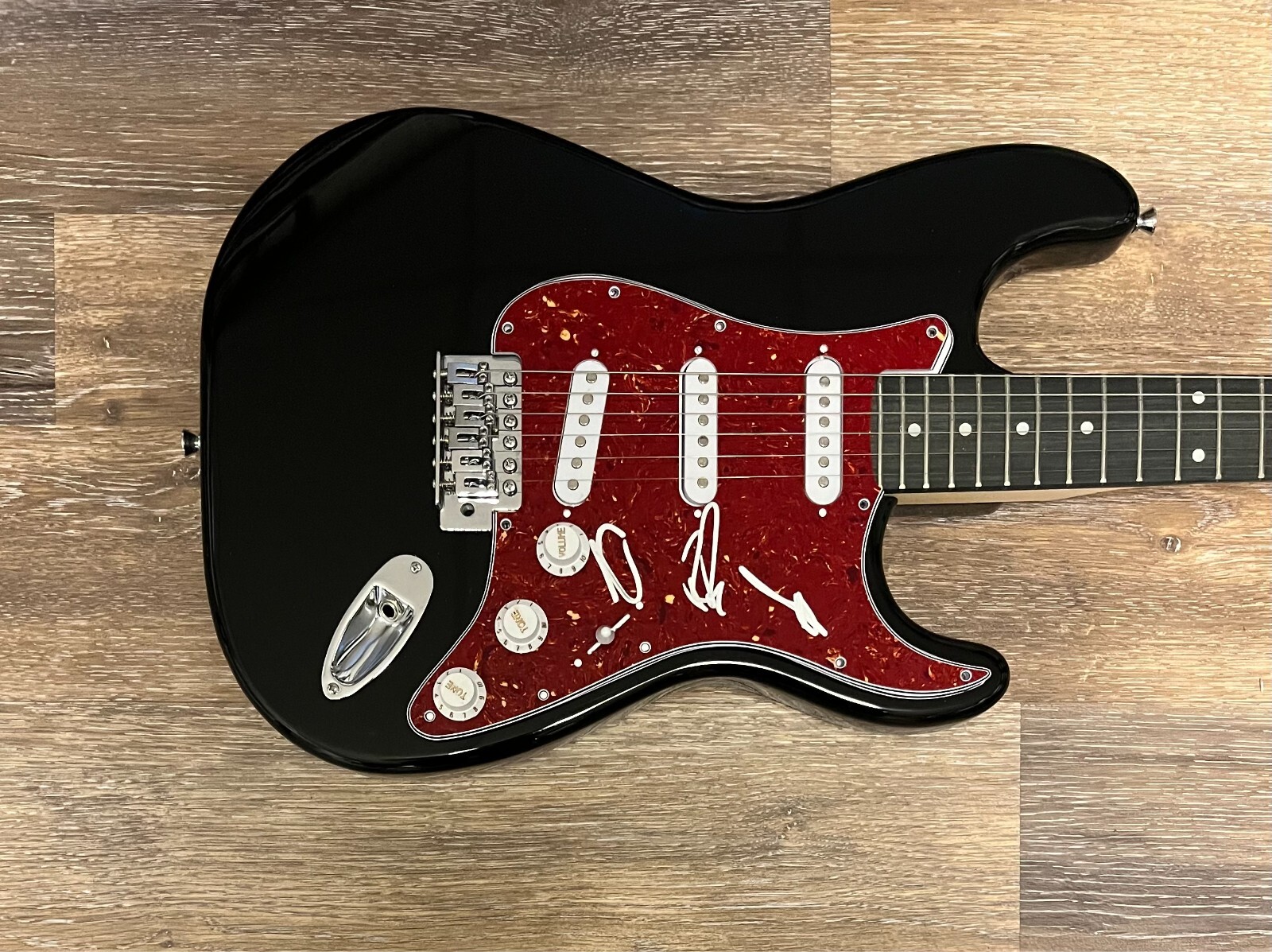 * POISON THE WELL * signed electric guitar * RYAN, CHRIS & JEFFREY *