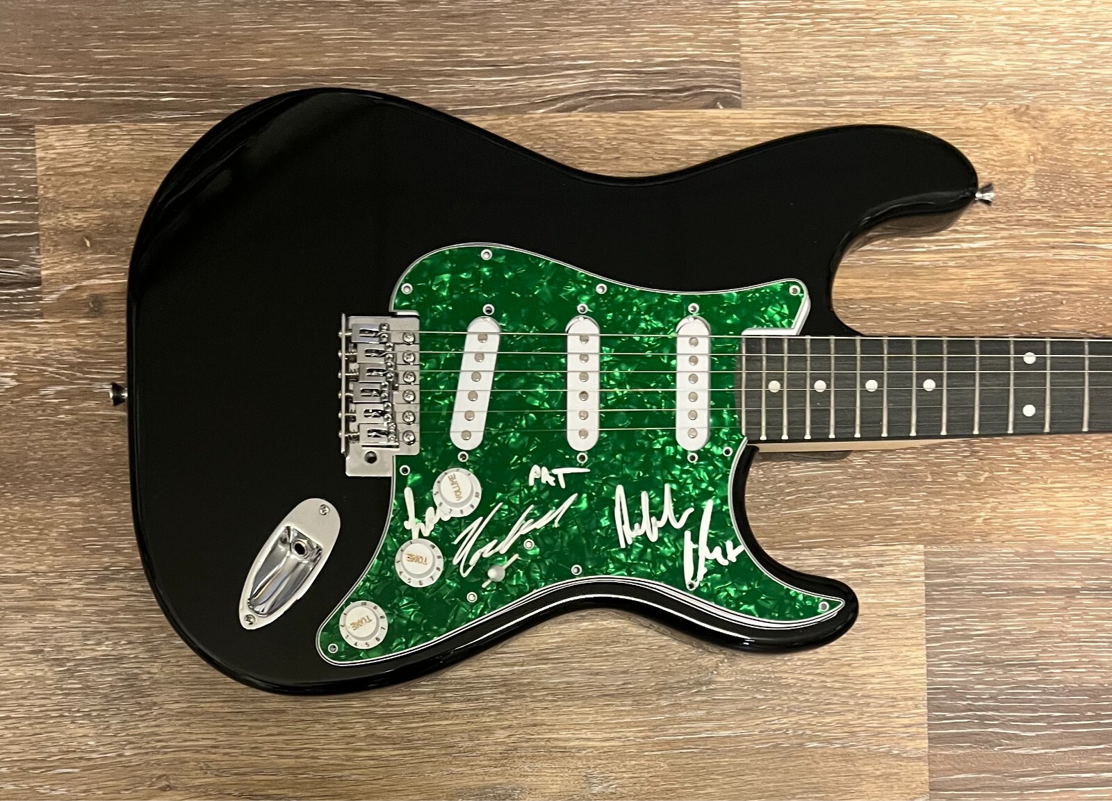 * PARCELS * signed electric guitar * PAT, LOUIE, NOAH, ANATOLE & JULES *