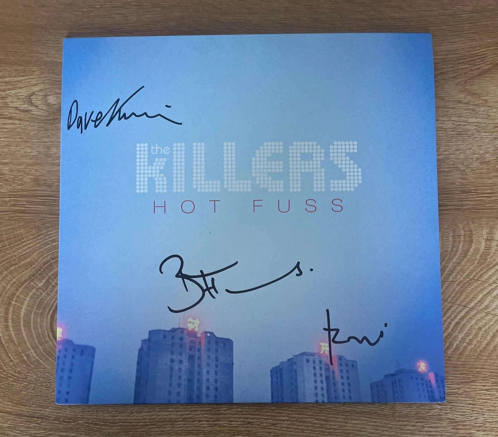 * THE KILLERS * signed album * HOT FUSS * BRANDON FLOWERS, RONNIE & DAVE *