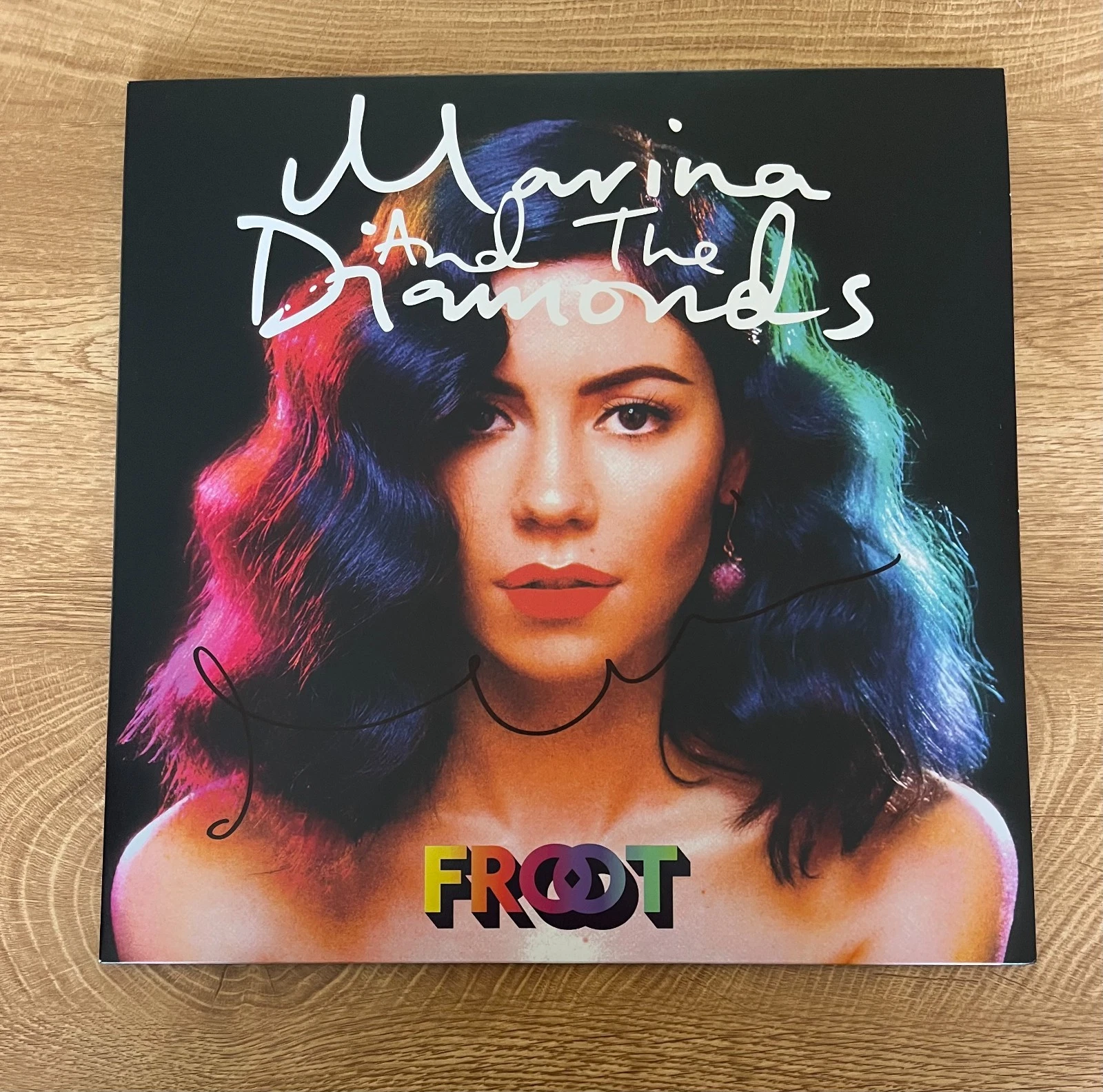 * MARINA DIAMANDIS * signed album * MARINA & THE DIAMONDS  * FROOT *