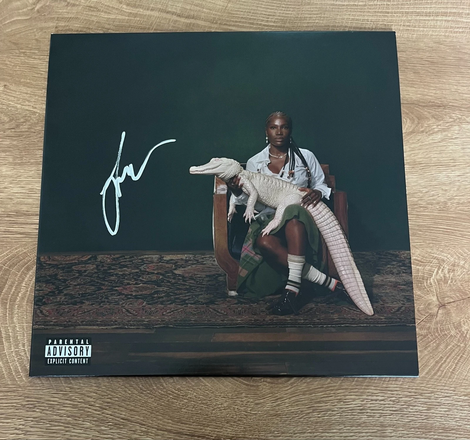 * DOECHII * signed vinyl album * ALLIGATOR BITES NEVER HEAL *