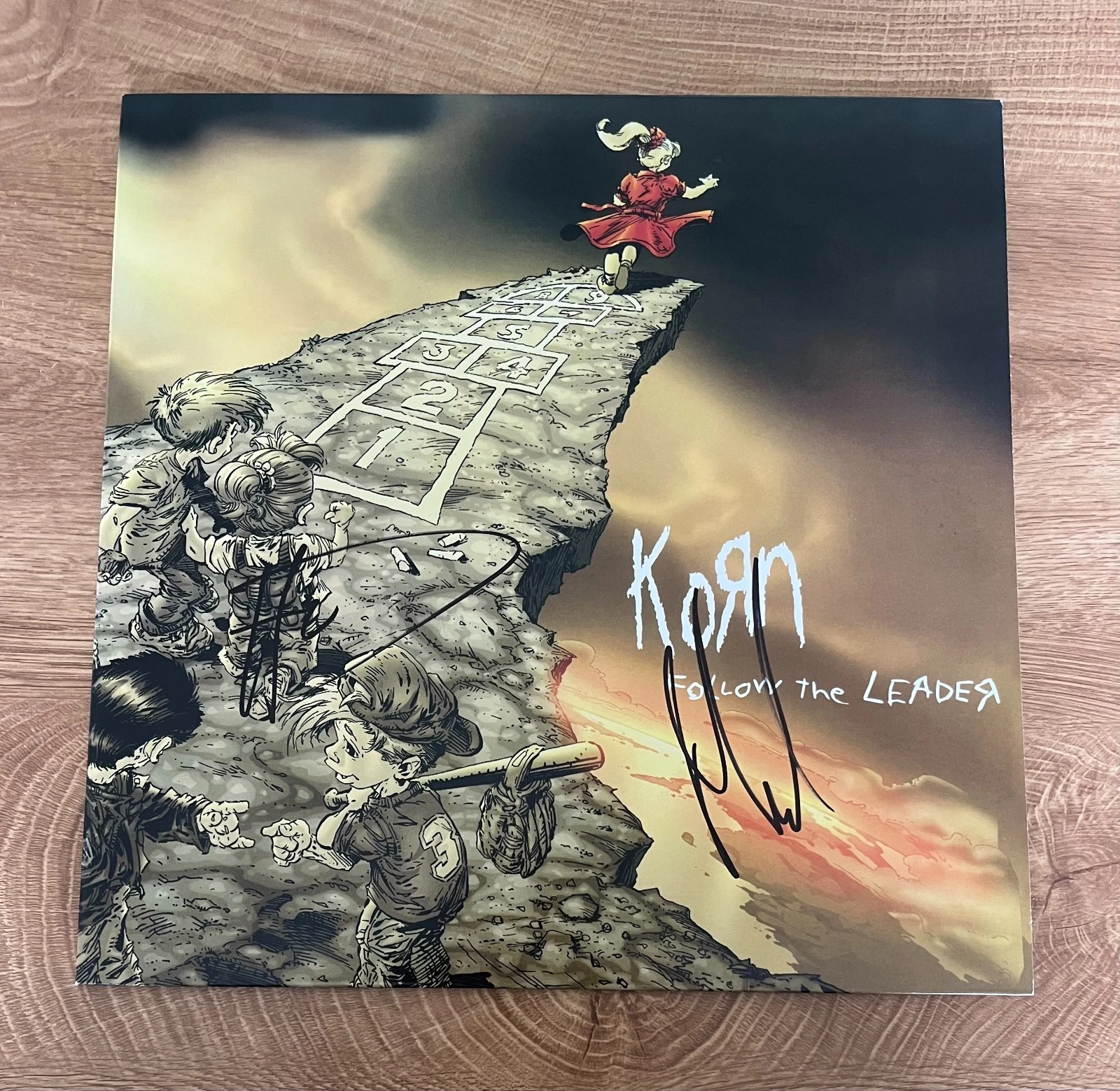 * KORN * signed vinyl album * FOLLOW THE LEADER * HEAD & MUNKY *
