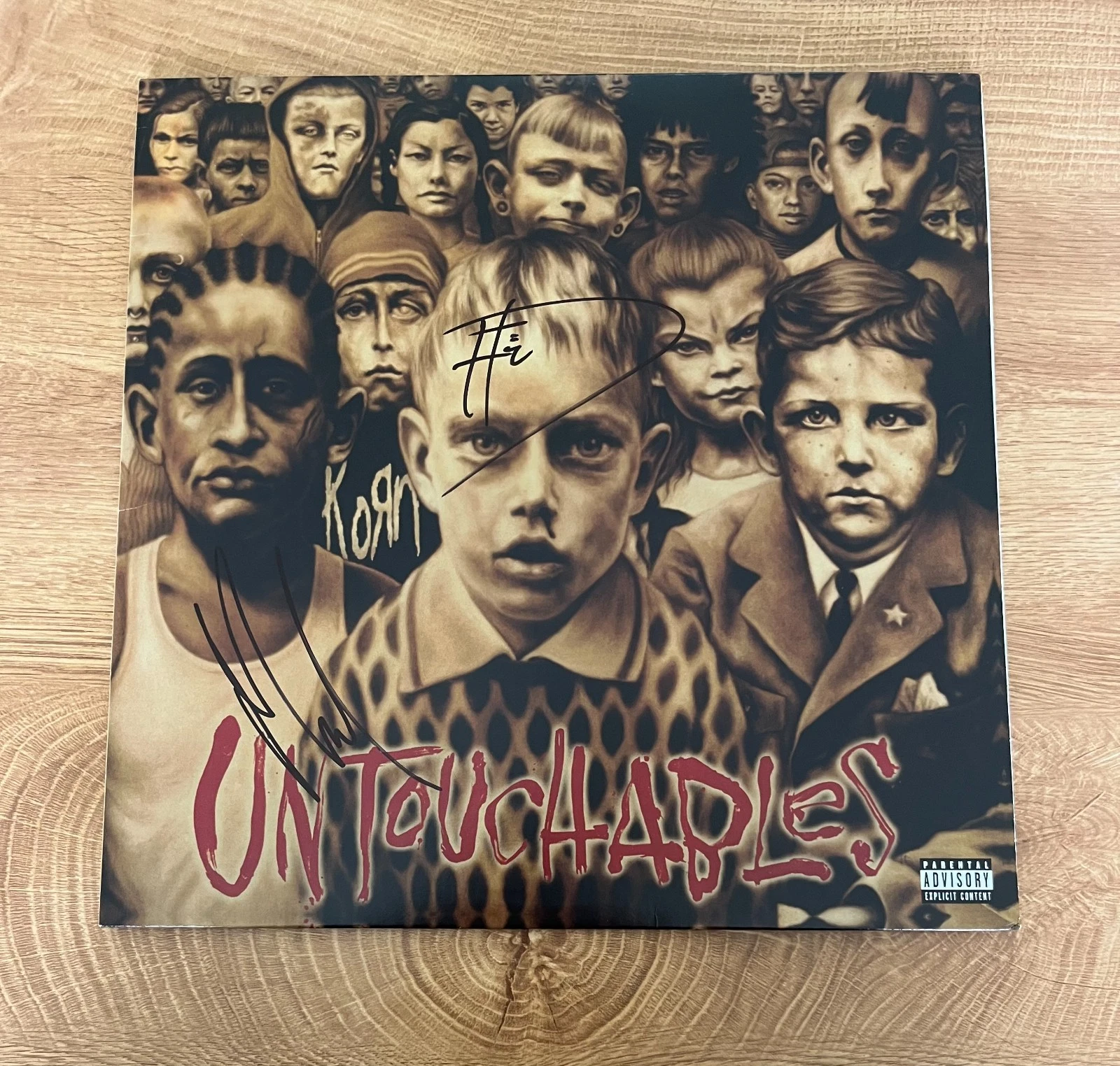 * KORN * signed vinyl album * UNTOUCHABLES * HEAD & MUNKY *