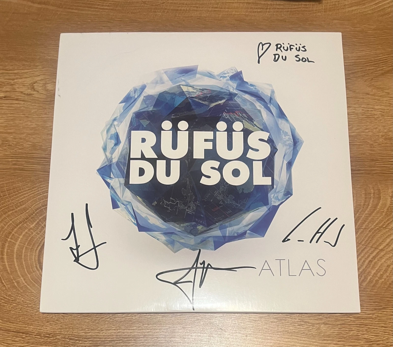 * RUFUS DU SOL * signed vinyl album * ATLAS * TYRONE , JAMES & JON *