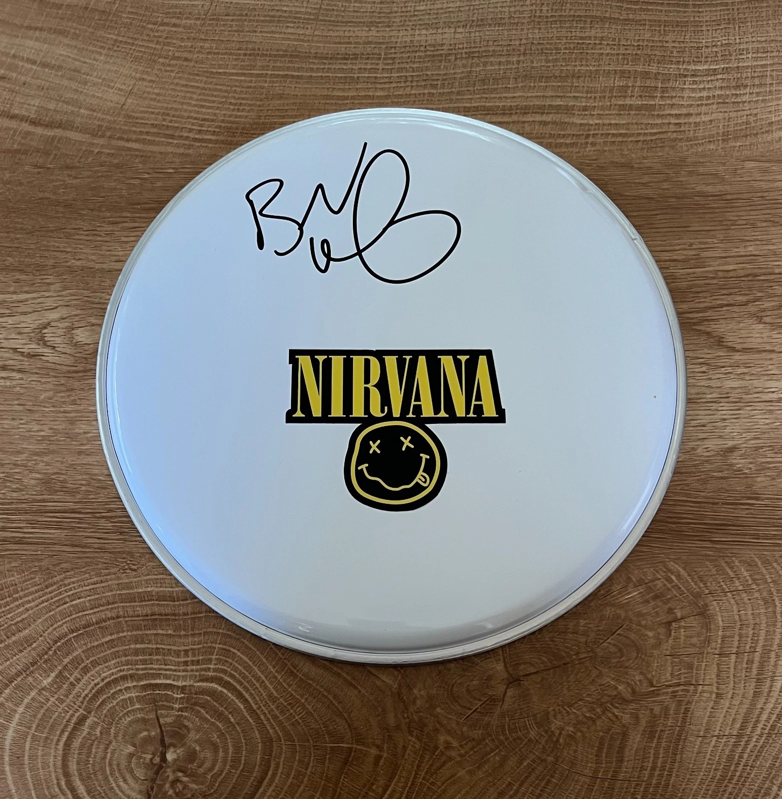 * BUTCH VIG * SIGNED 10″ DRUMHEAD * NIRVANA * DRUMMER * COLLECTIBLE MEMORABILIA