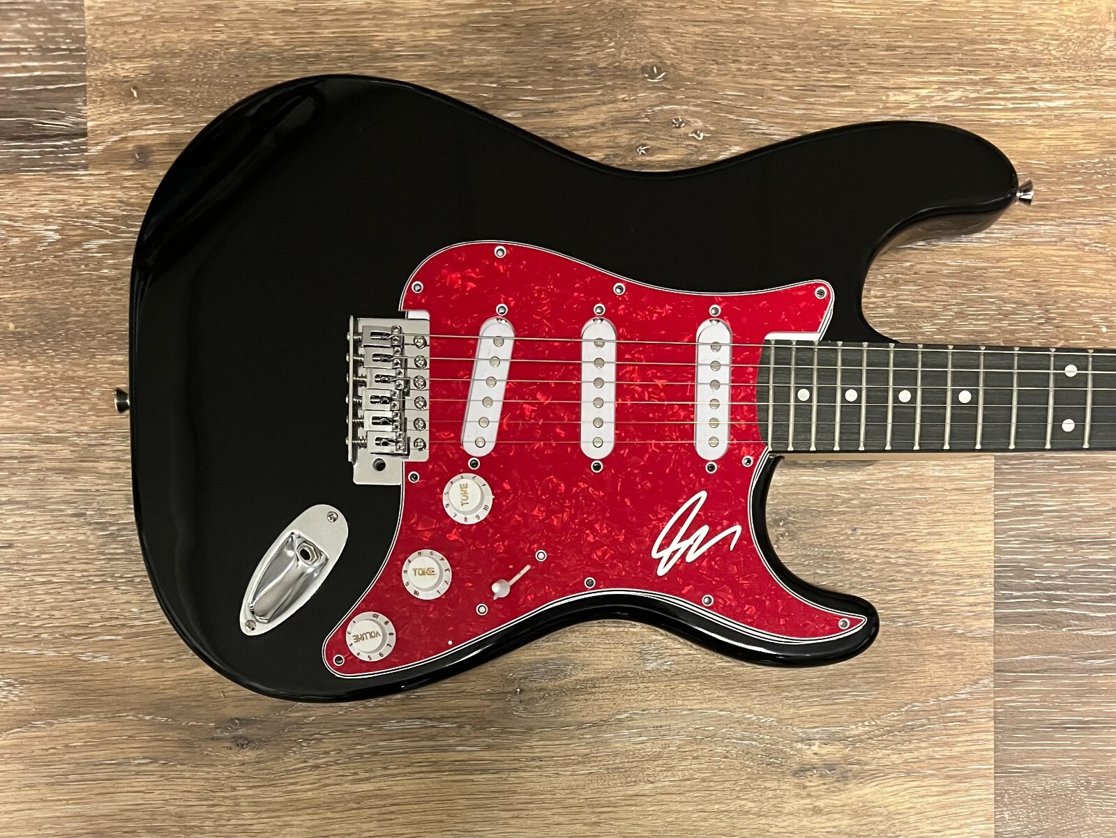* JEREMY MCKINNON * signed electric guitar * A DAY TO REMEMBER *