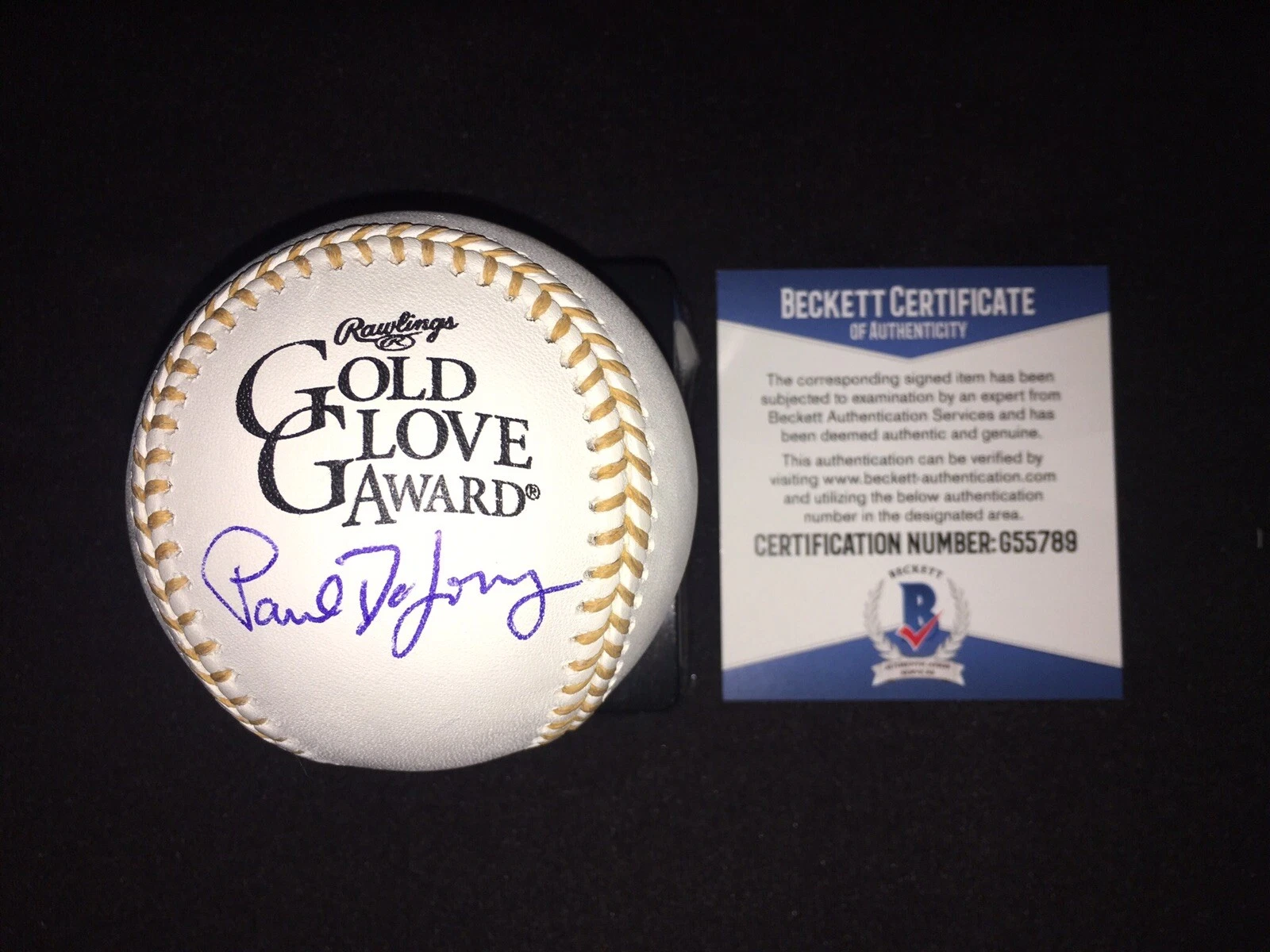 Paul DeJong Signed Official Gold Glove Baseball St Louis Cardinals Beckett