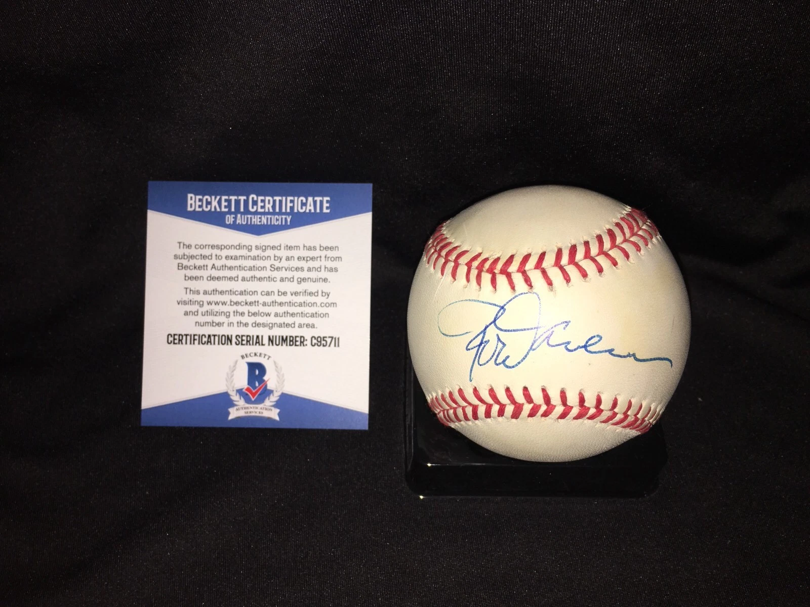 Rod Carew Signed American League Baseball Minnesota Twins HOF Beckett