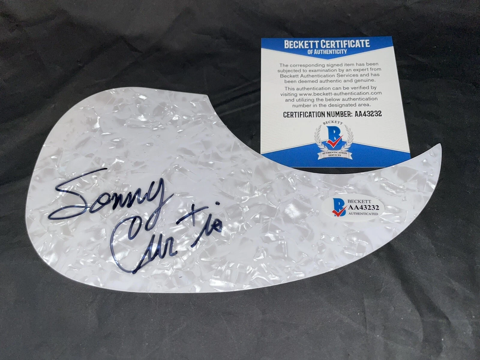 Sonny Curtis Signed Acoustic Pickguard Pop/Country Superstar Beckett