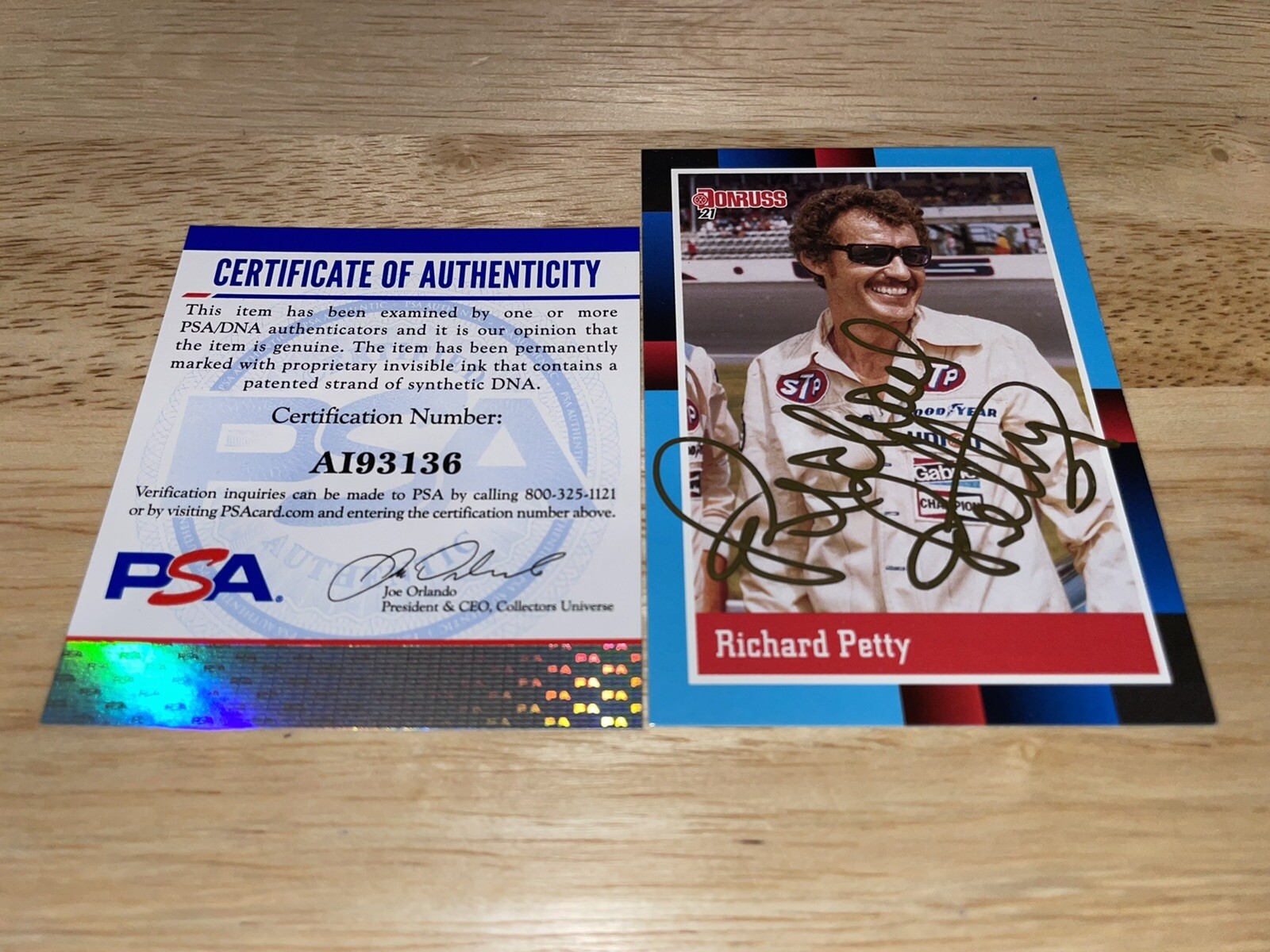 RICHARD PETTY SIGNED TRADING CARD NASCAR LEGEND PSA/DNA COLLECTIBLE MEMORABILIA