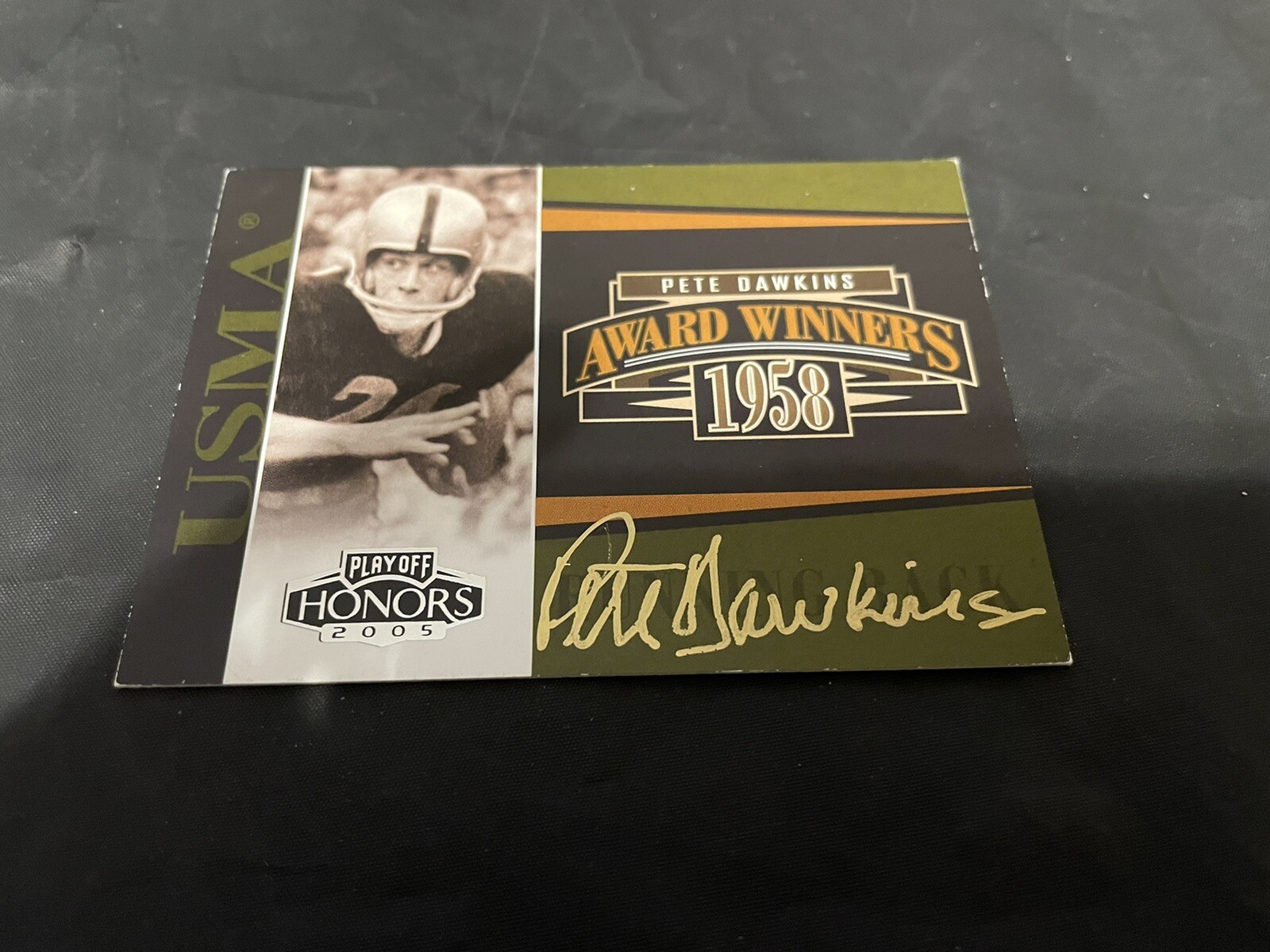 Pete Dawkins Signed 2005 Donruss Playoff Trading Card 1958 Award Winners