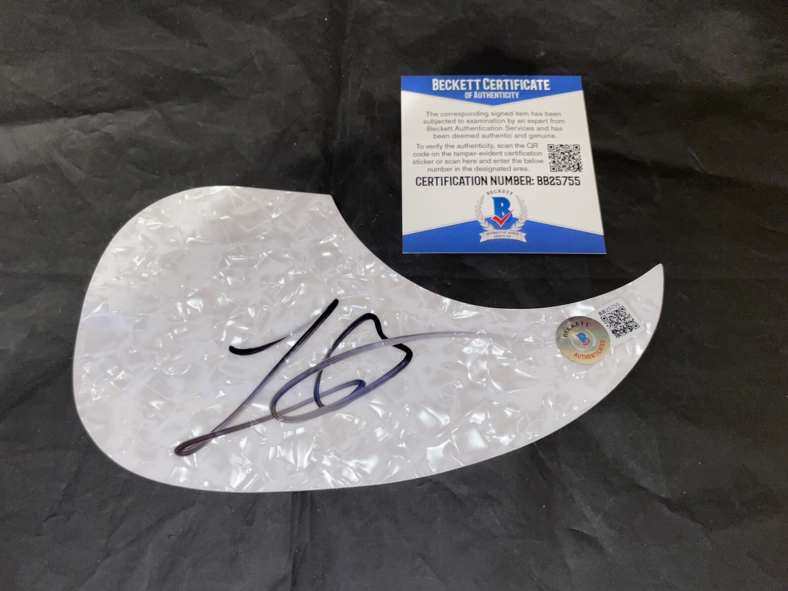 Lee Brice Signed Acoustic Pickguard Legendary Superstar Beckett