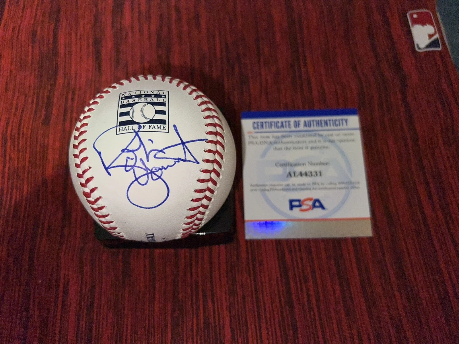 Robin Yount Signed Official Hall Of Fame Baseball Milwaukee Brewers PSA/DNA