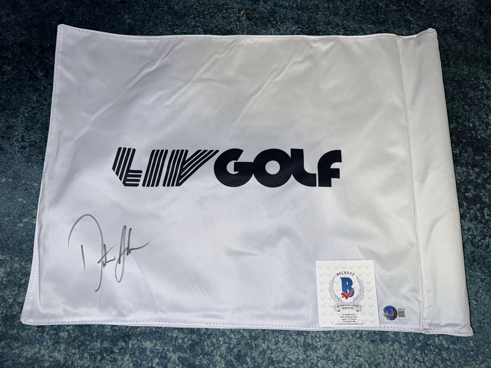 Dustin Johnson Signed Official LIV Golf Flag 3x LIV Champion Aces Boston Beckett