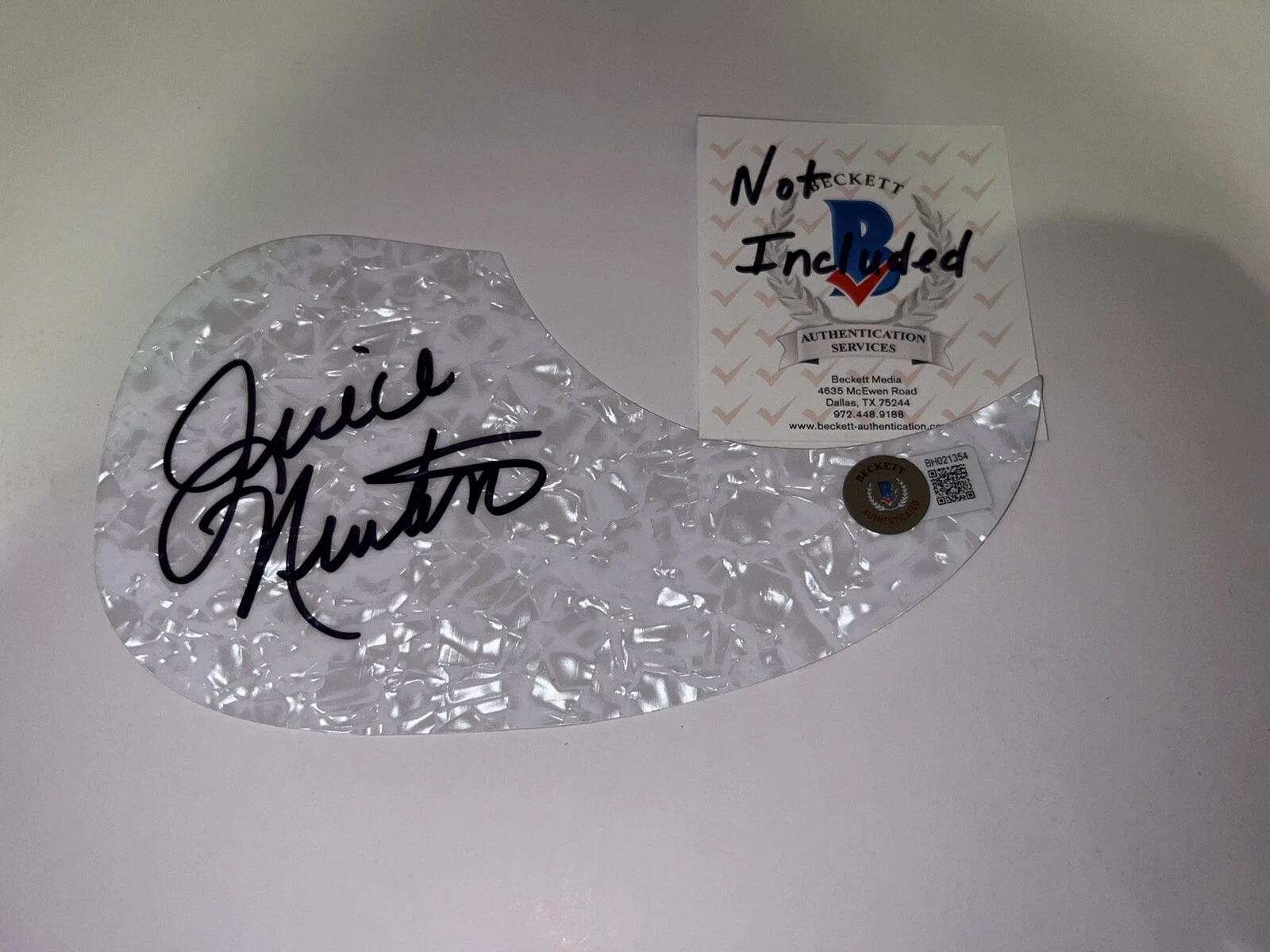 Juice Newton Signed Acoustic Pickguard Country Music Legend Beckett #2