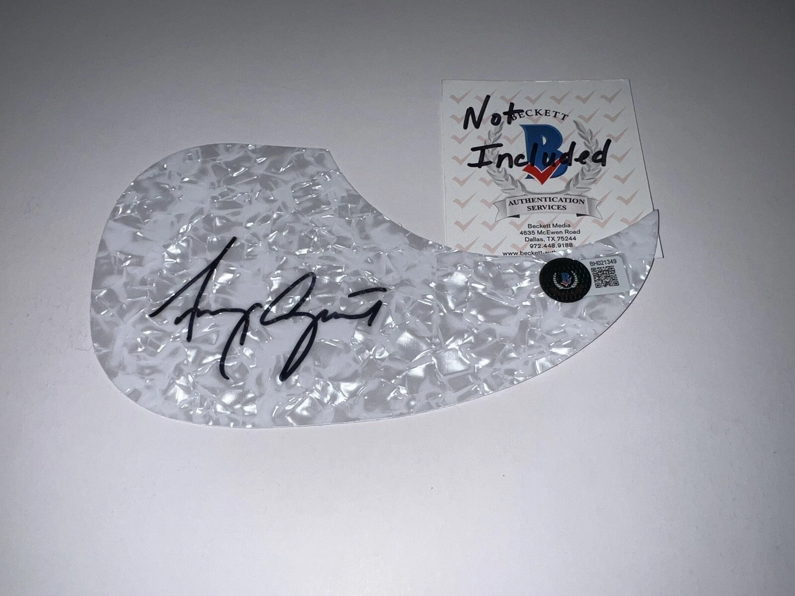 Amy Grant Signed Acoustic Pickguard Country Music Legend Beckett