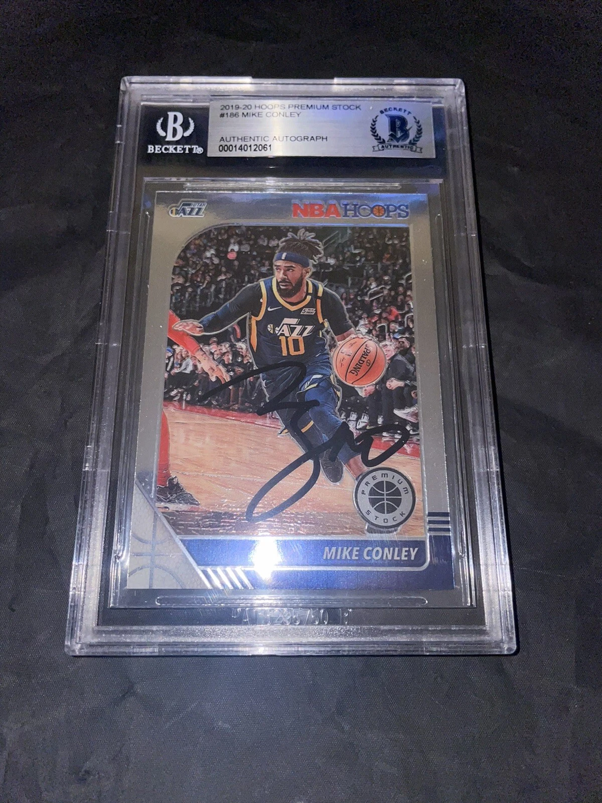 Mike Conley Signed 2019-2010 Hoops Premium Stock Card Panini Beckett Slab