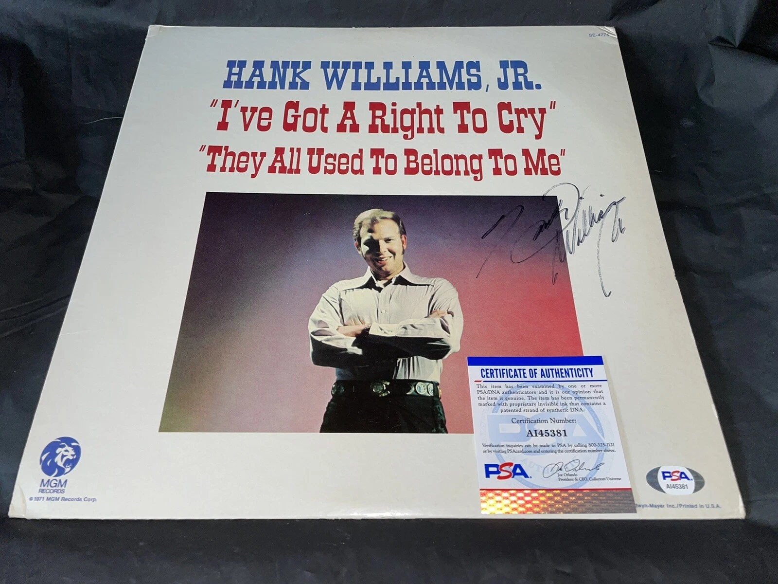 Hank Williams Jr Signed I’ve Got A Right To Cry Vinyl Album Superstar PSA/DNA