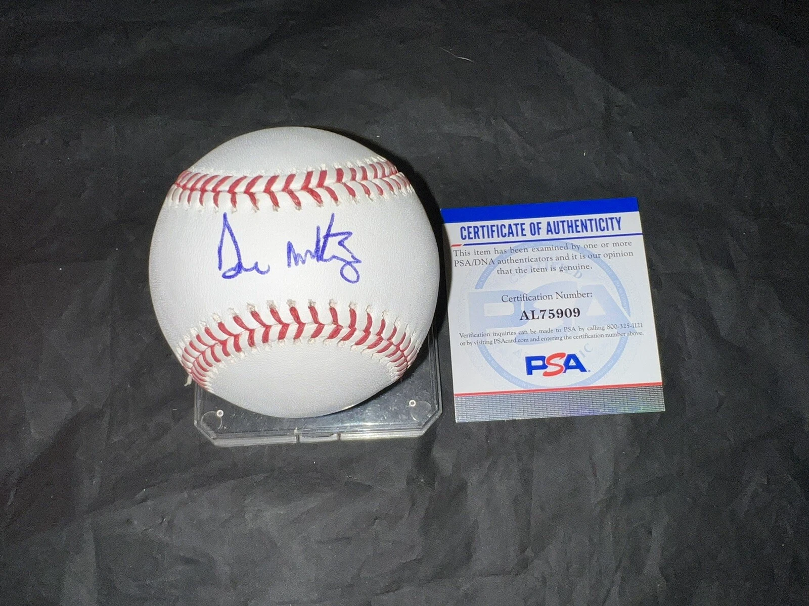 Don Mattingly Signed Major League Baseball New York Yankees Legend PSA/DNA
