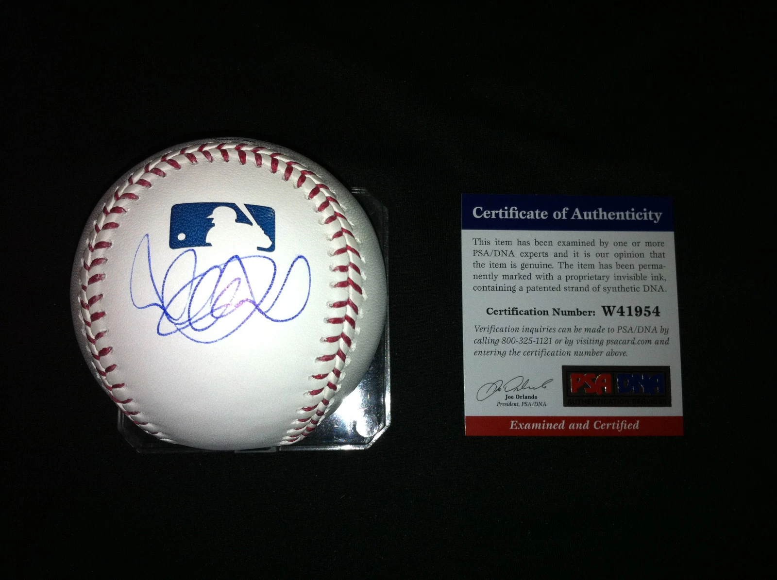 Ichiro Suzuki Signed Auto Official Major League Baseball PSA/DNA Yankees #3
