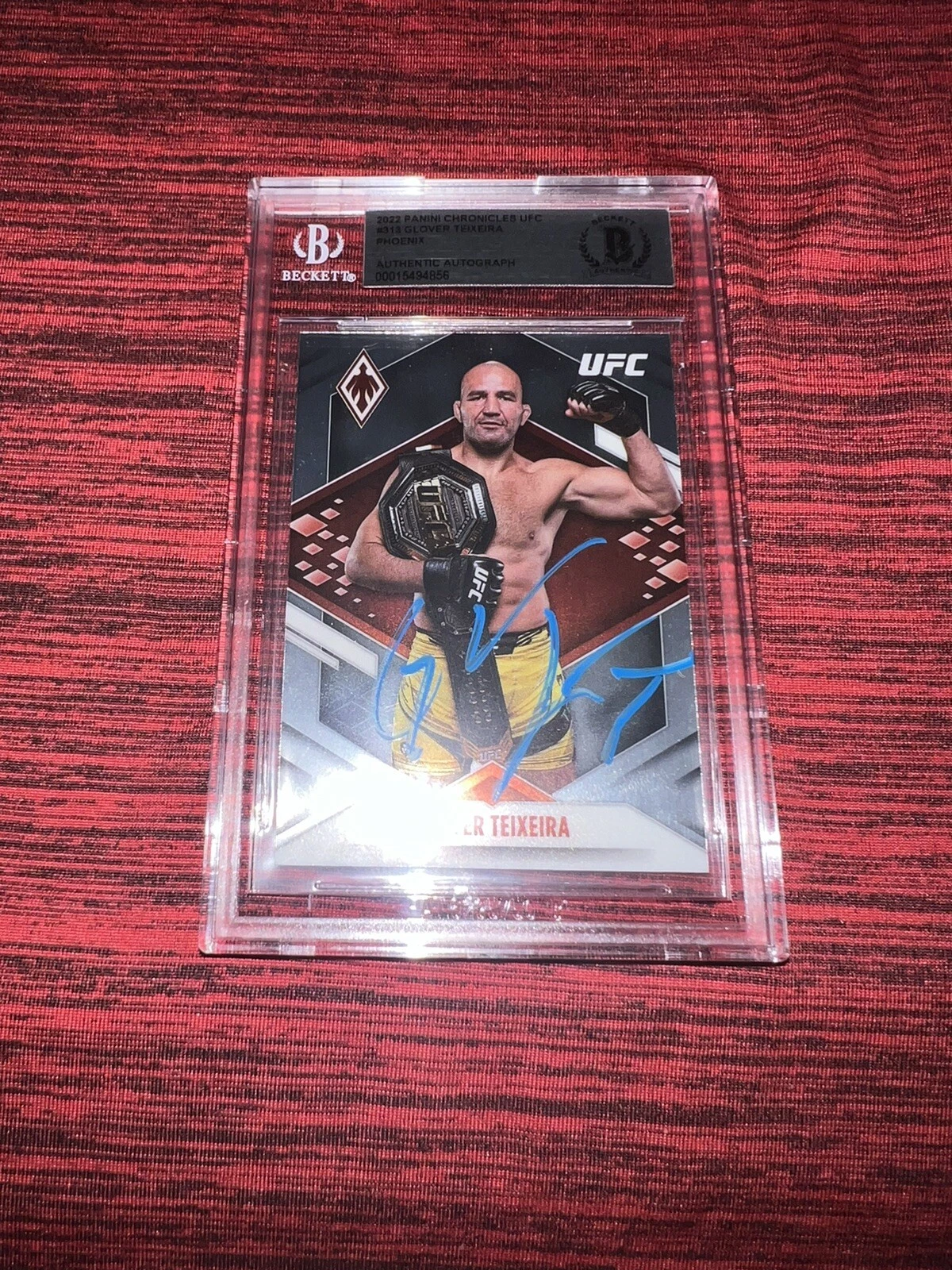 Glover Teixeira Signed 2022 Panini Chronicles UFC Trading Card Beckett