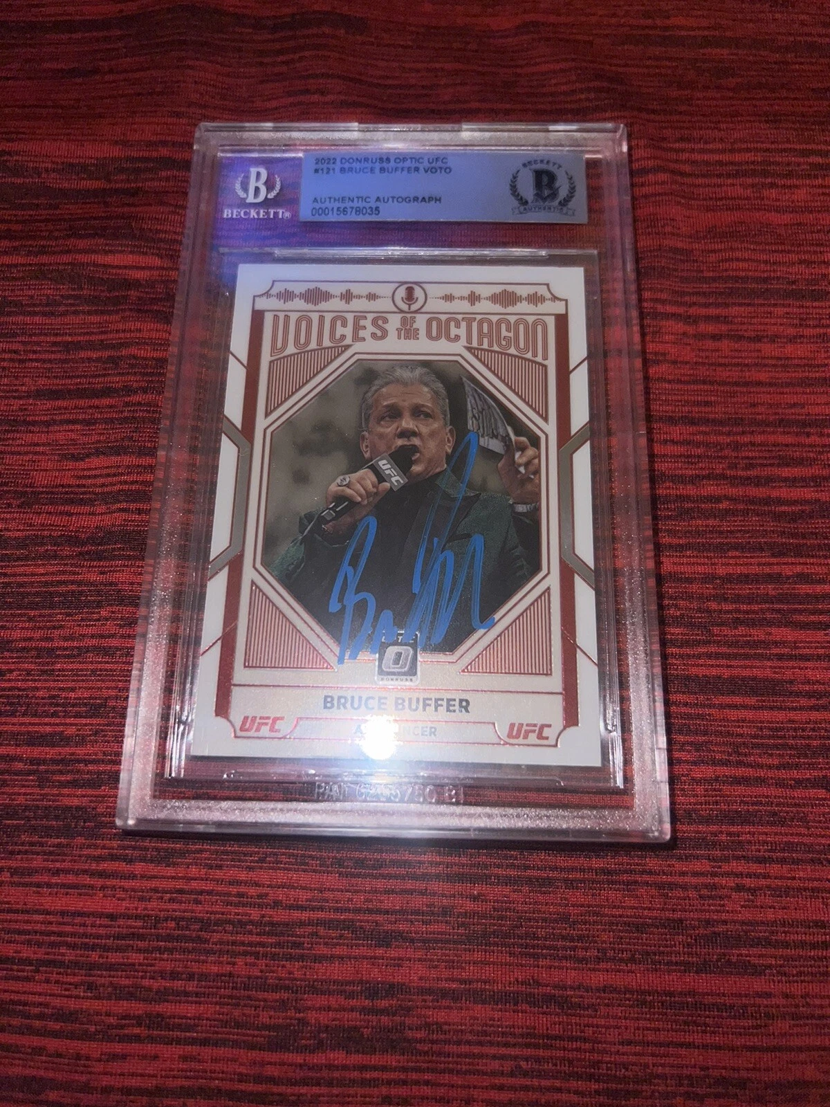 Bruce Buffer Signed 2022 Donruss Optic UFC #121 Trading Card VOTO Beckett