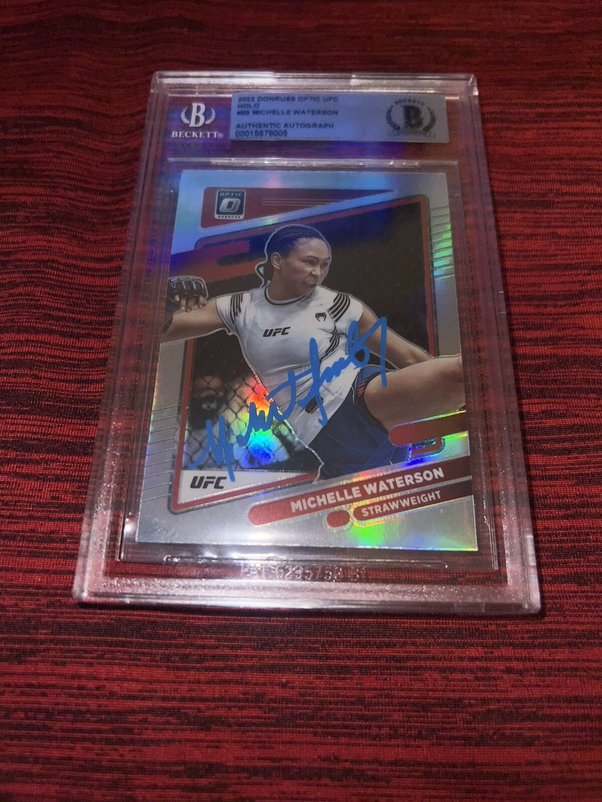 Michelle Waterson Signed 2022 Donruss Optic UFC #89 Holo Trading Card Beckett