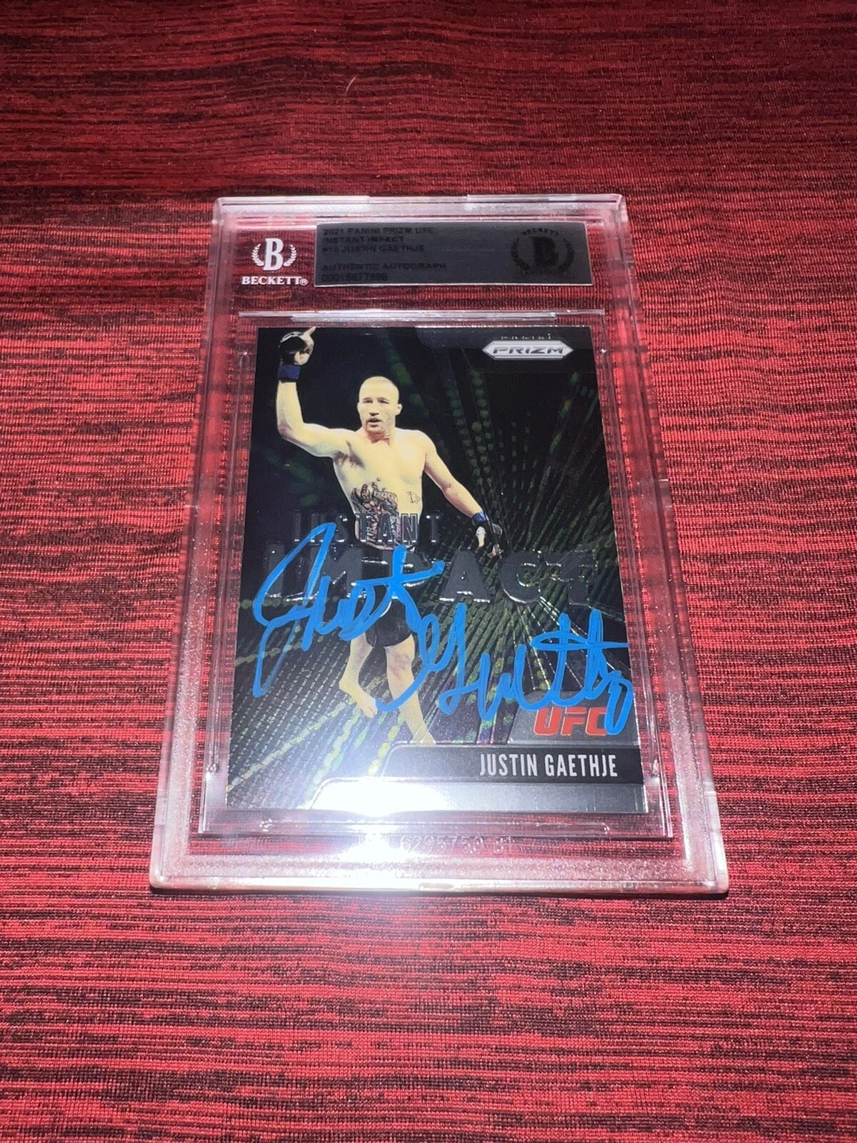 Justin Gaethje Signed 2021 Panini Prizm Instant Impact UFC Trading Card Beckett