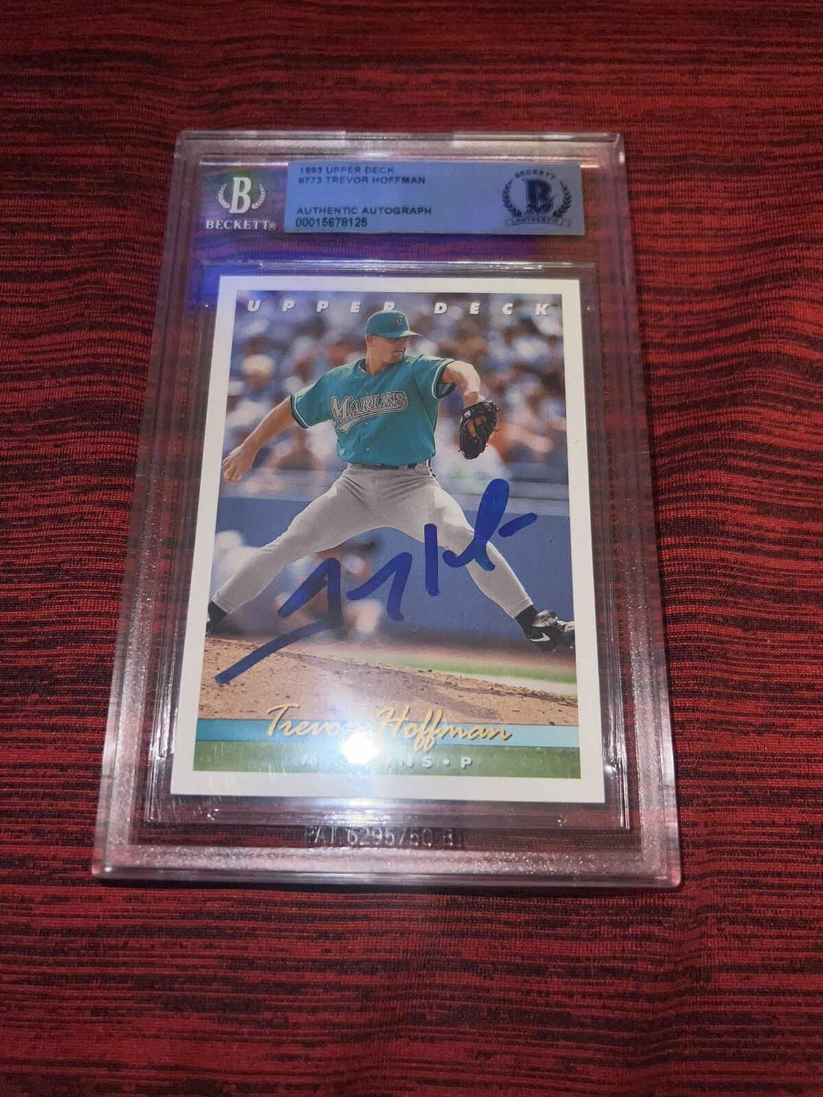 Trevor Hoffman Signed 1993 Upper Deck Trading Card Rookie Fla Marlins Beckett