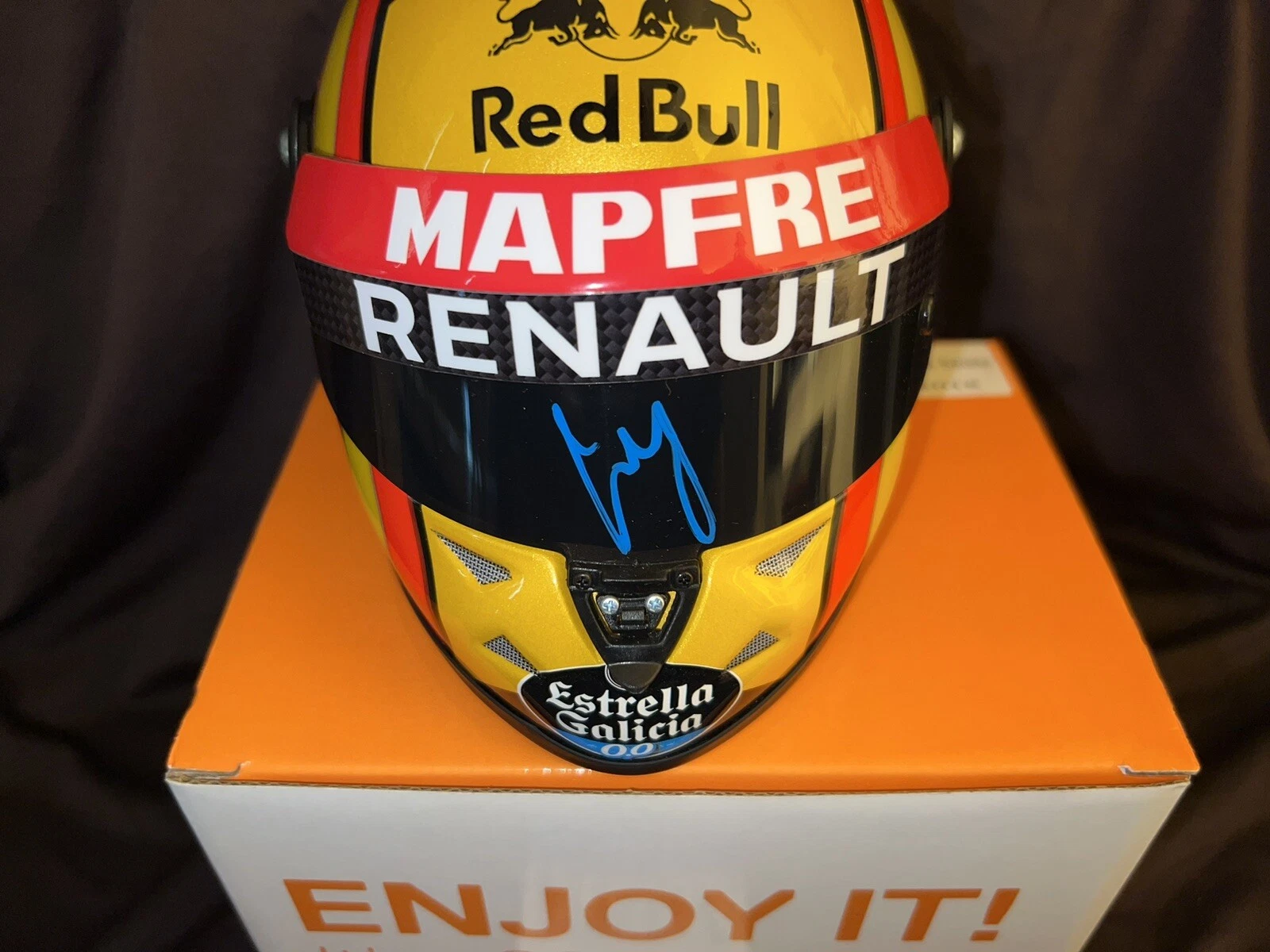 Carlos Sainz Signed Official 2018 Season Mini Helmet 1:2 Ferrari Red Bull PSA
