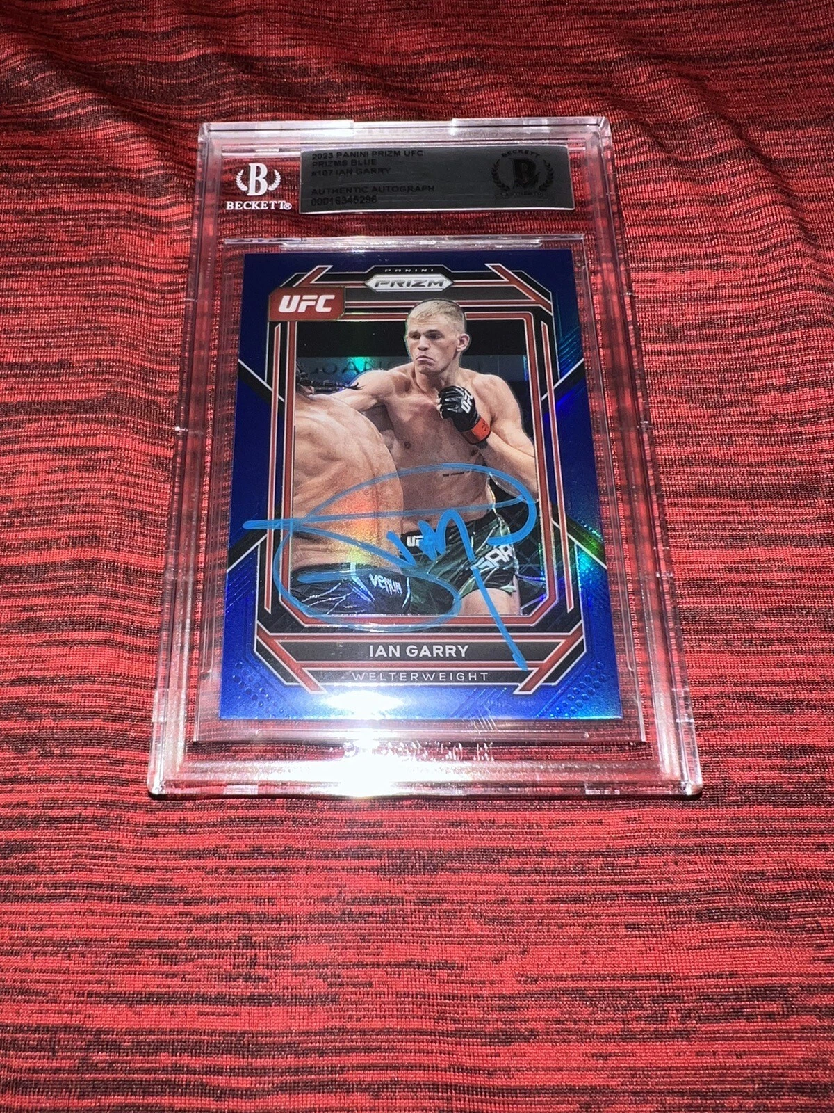 Ian Garry Signed 2023 Panini Prizm Blue Trading Card 158/175 The Future Beckett